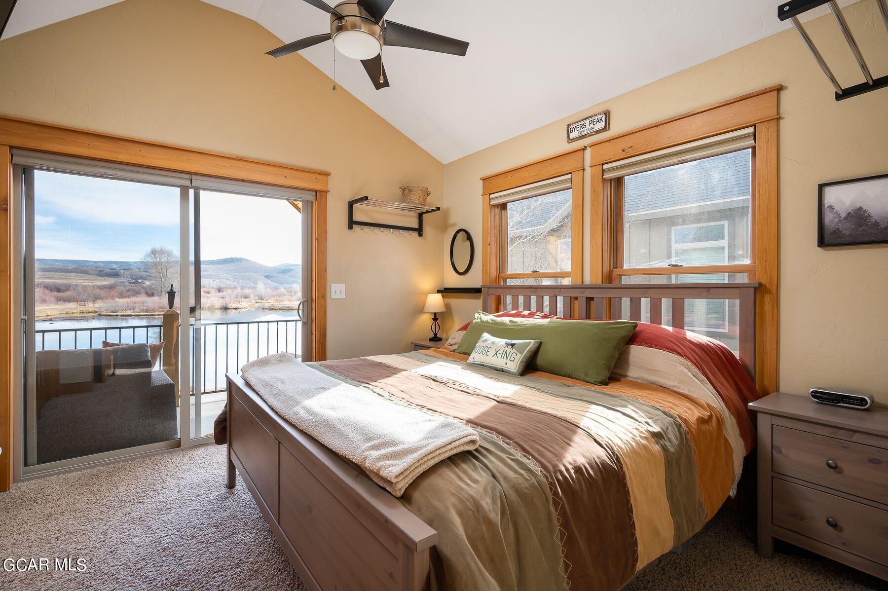 105 EDGEWATER Circle