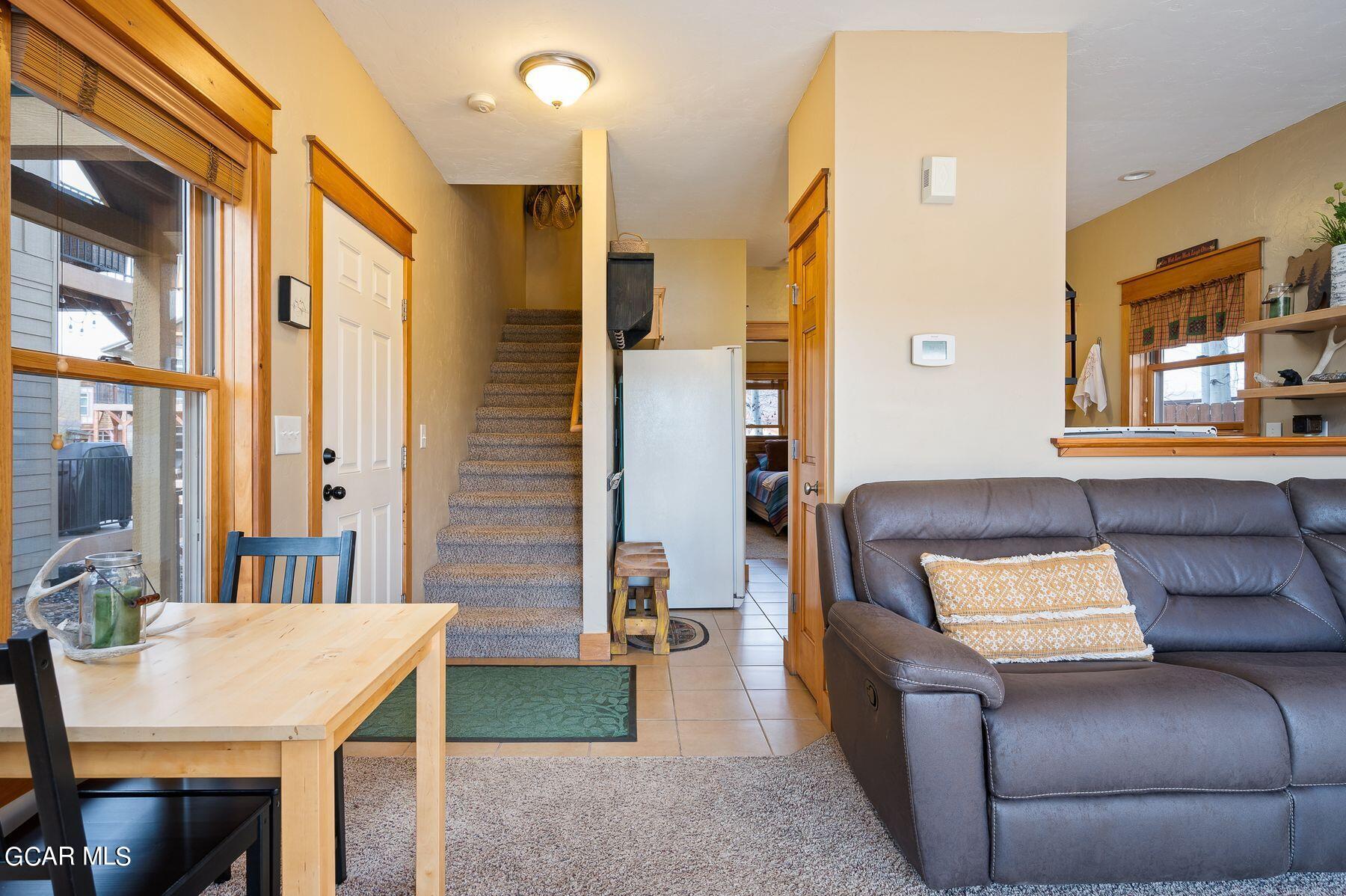 105 EDGEWATER Circle