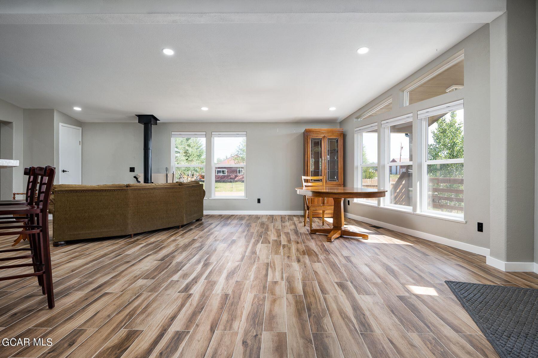 481 4TH Street