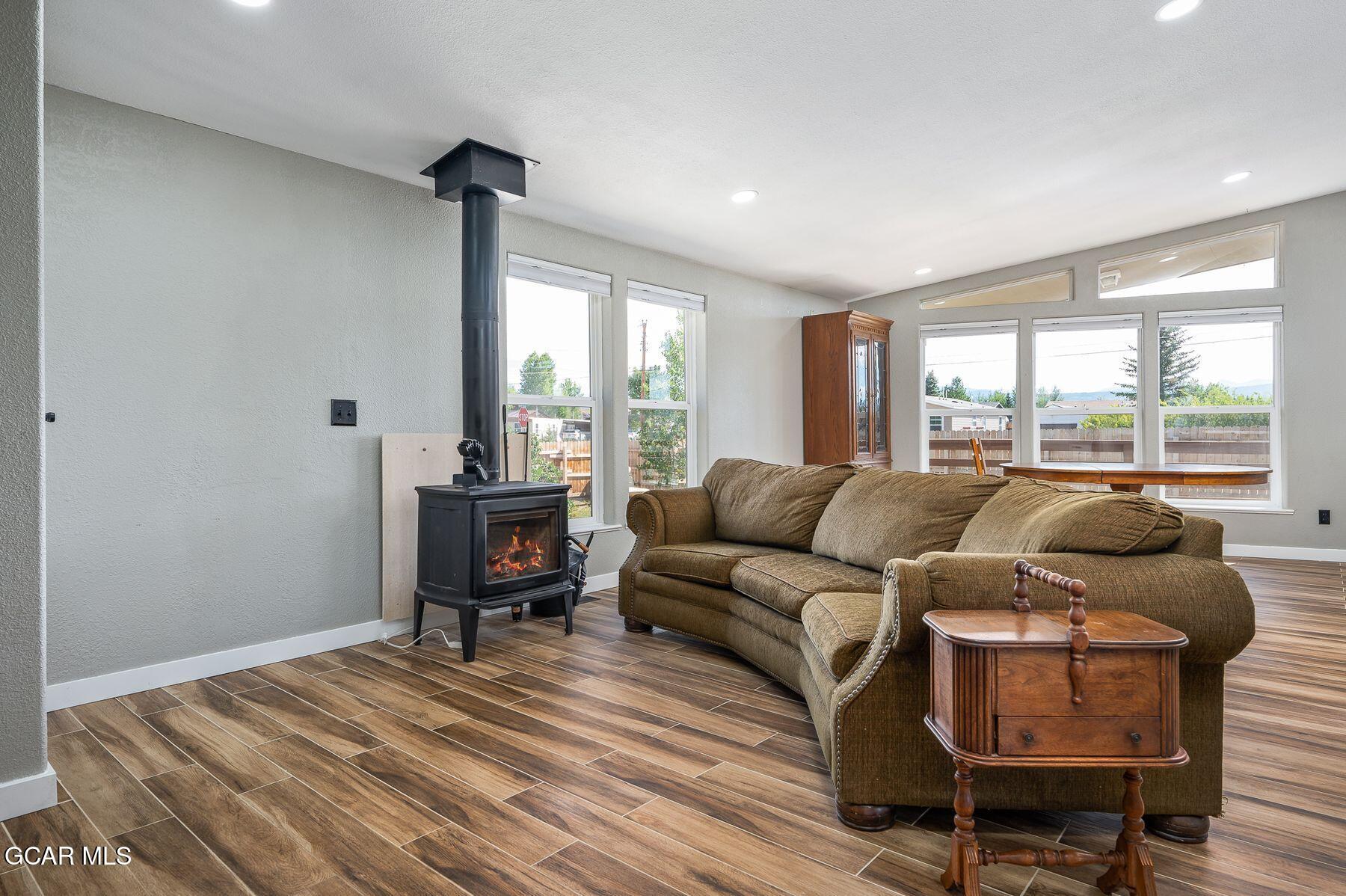 481 4TH Street