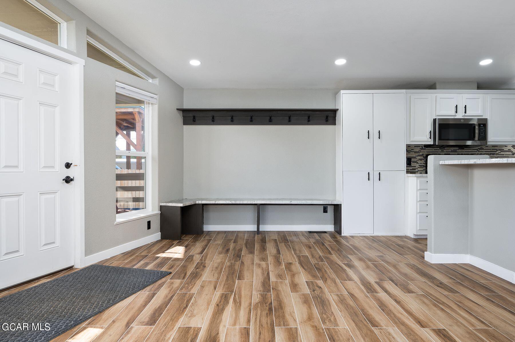 481 4TH Street