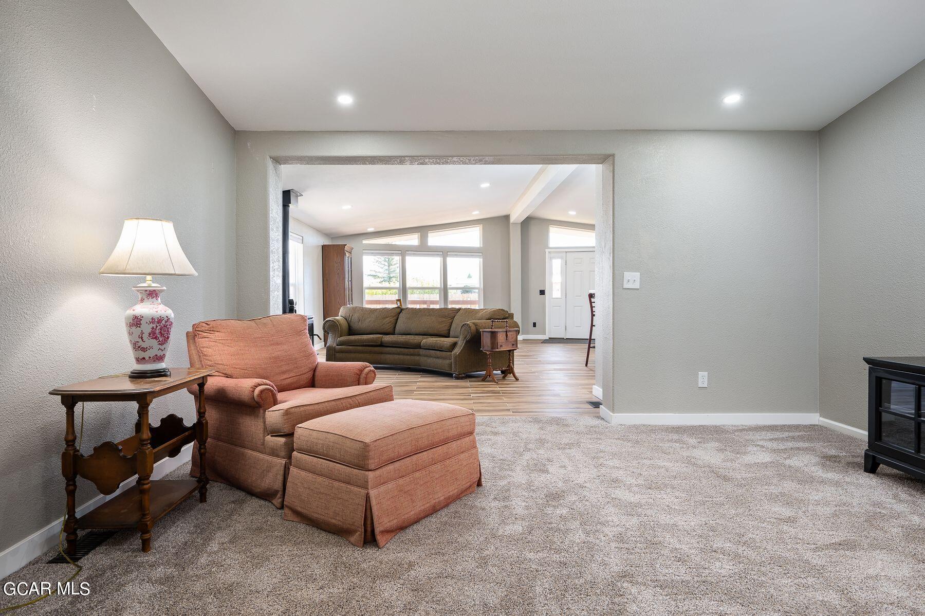 481 4TH Street