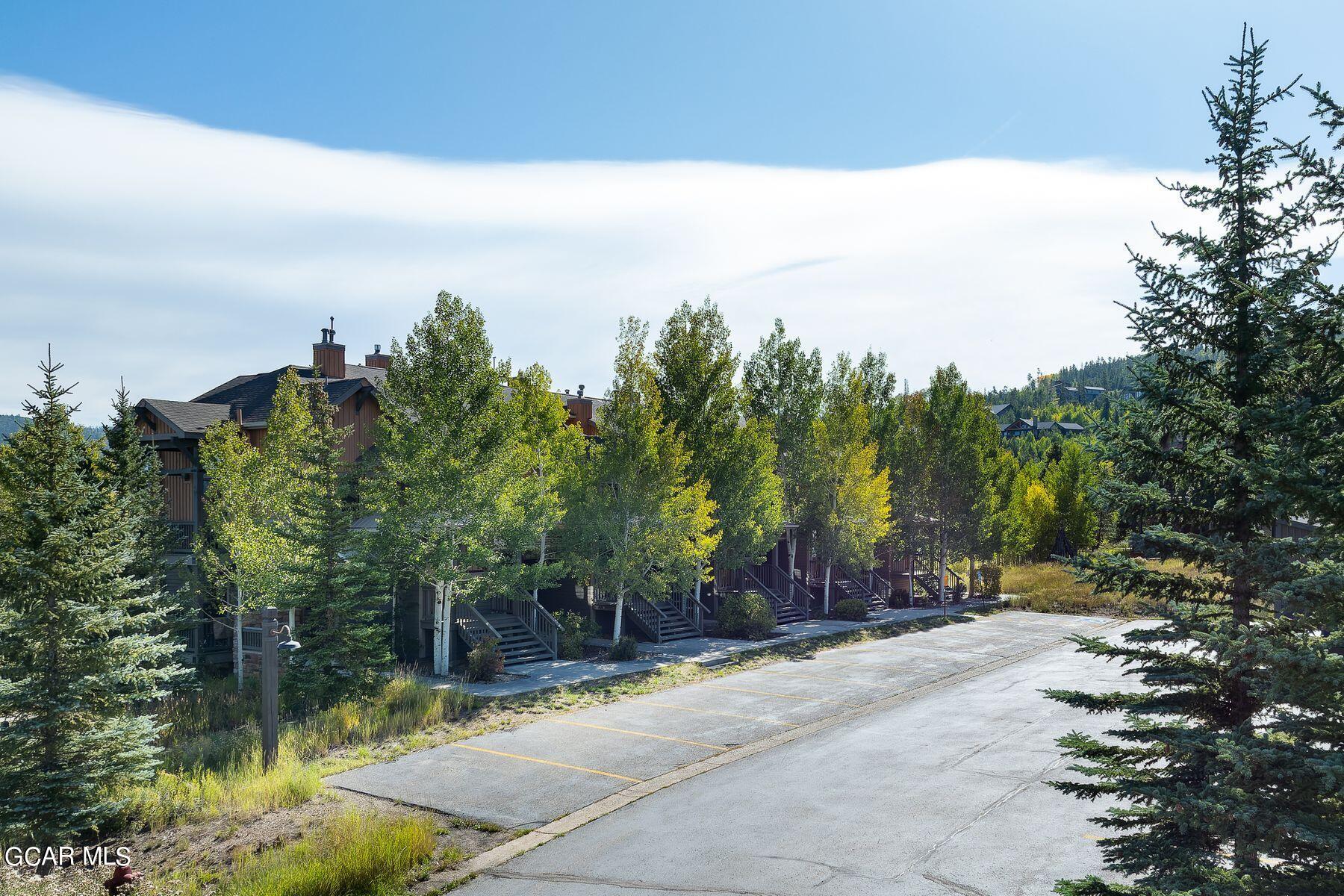 3302 BLUE SKY Trail 3-302