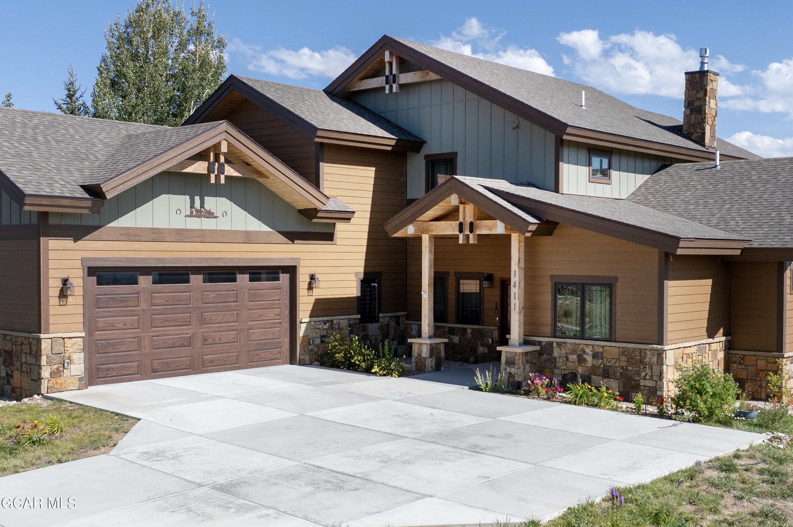 1411 Wildhorse Drive
