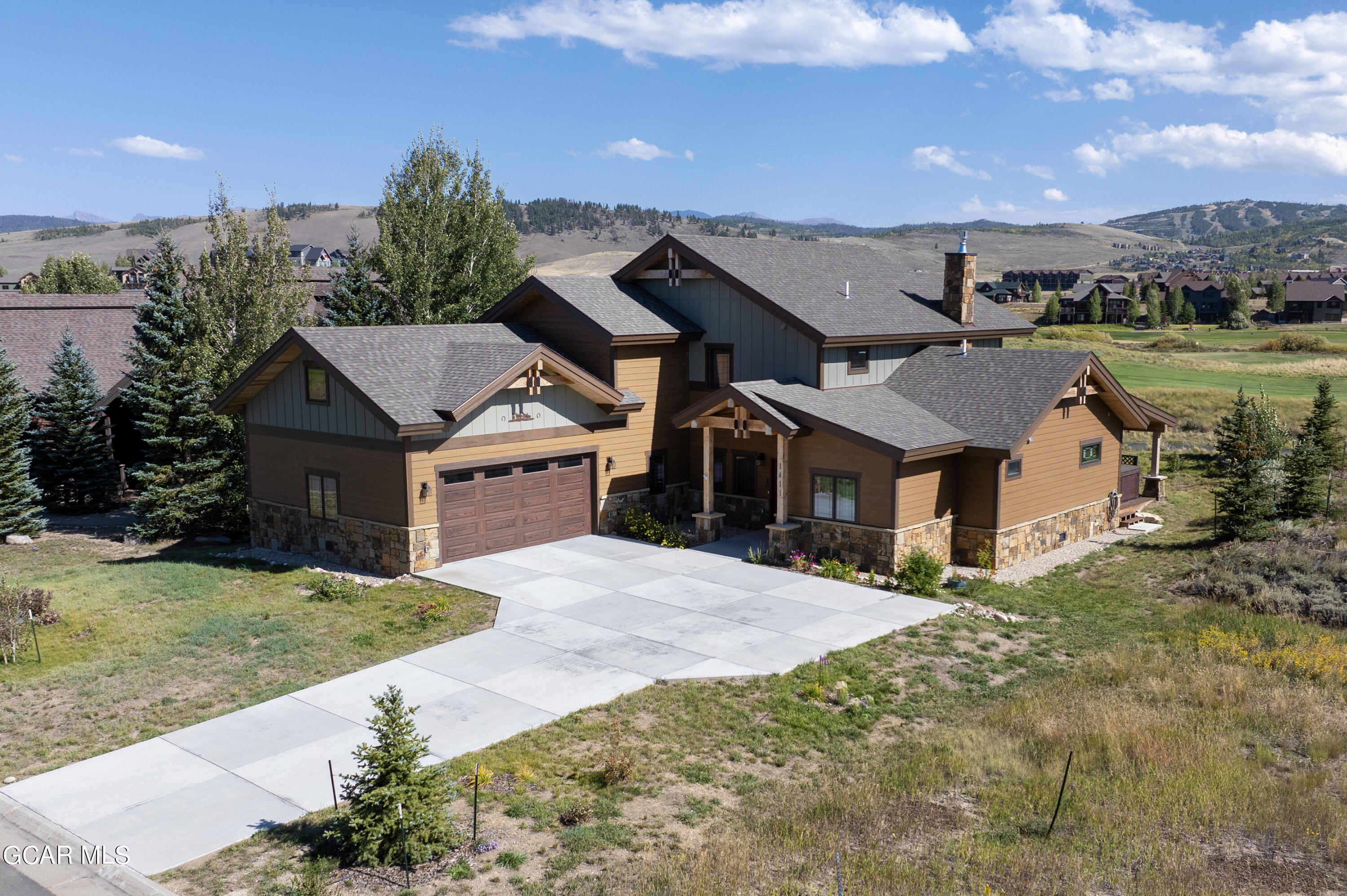 1411 Wildhorse Drive