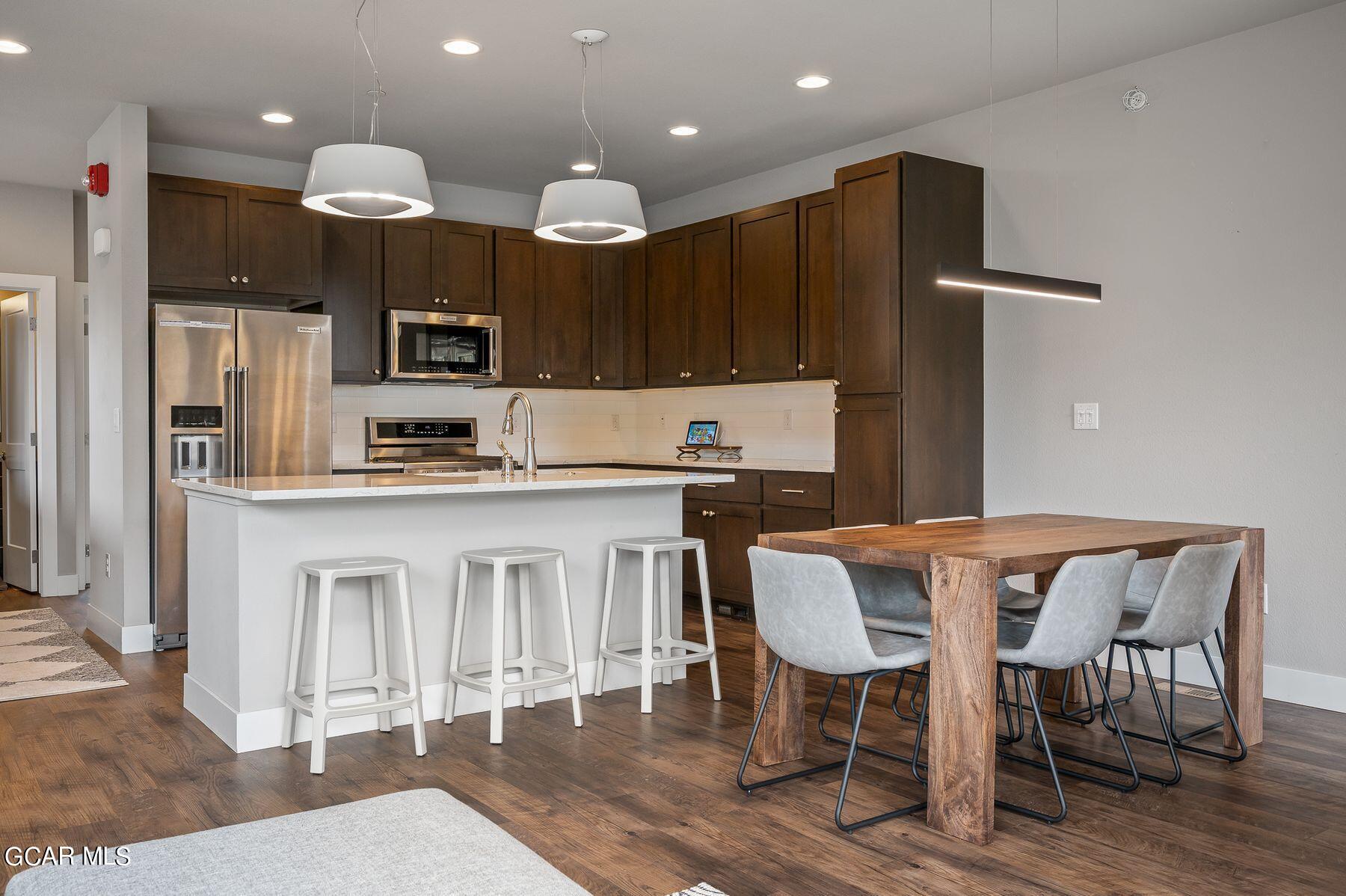117 STAGECOACH Way