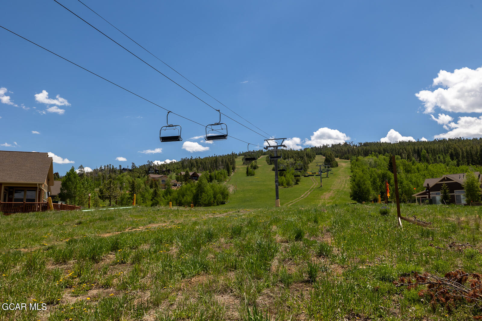 120 Summit Lift Court