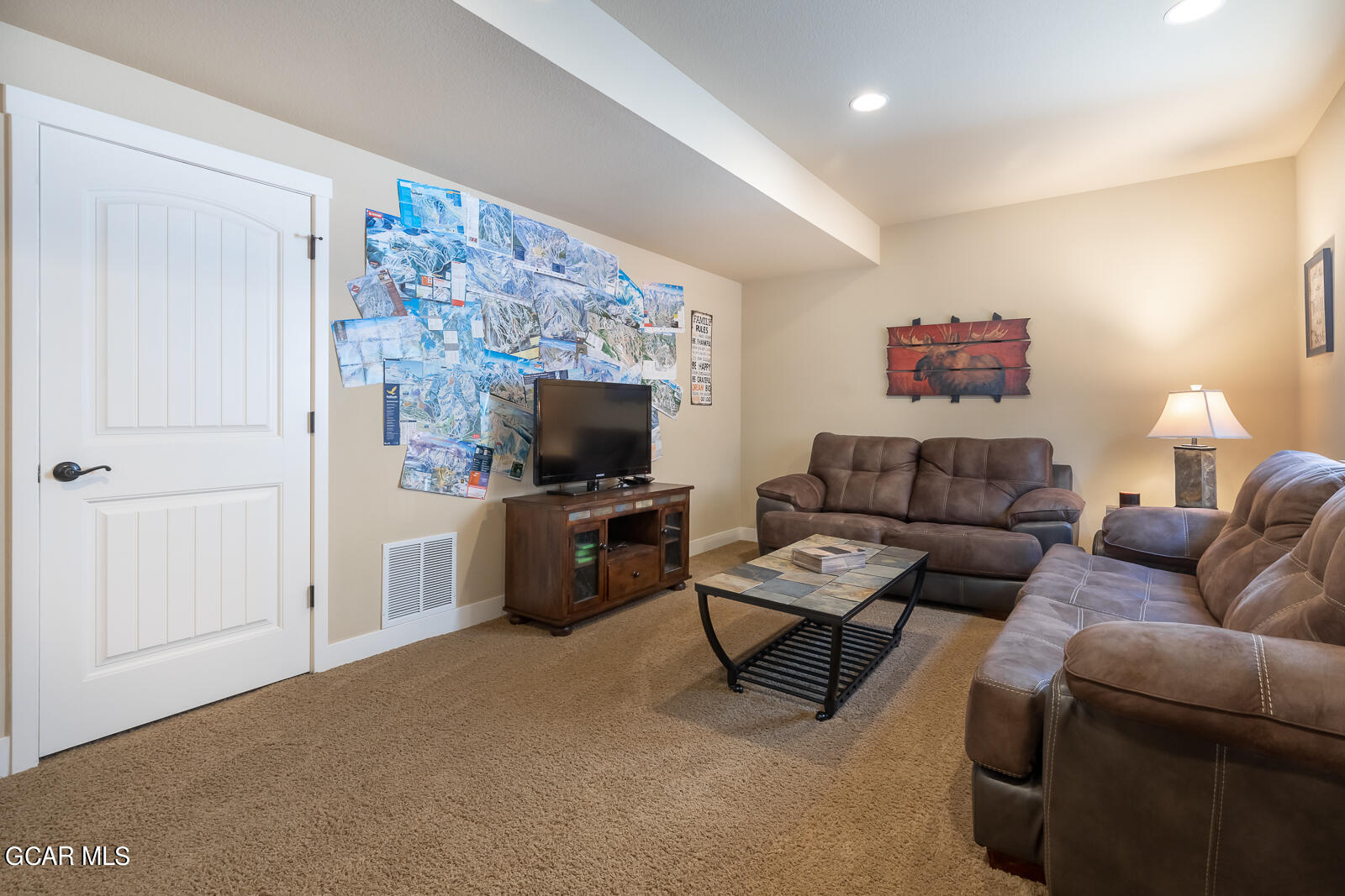 120 Summit Lift Court