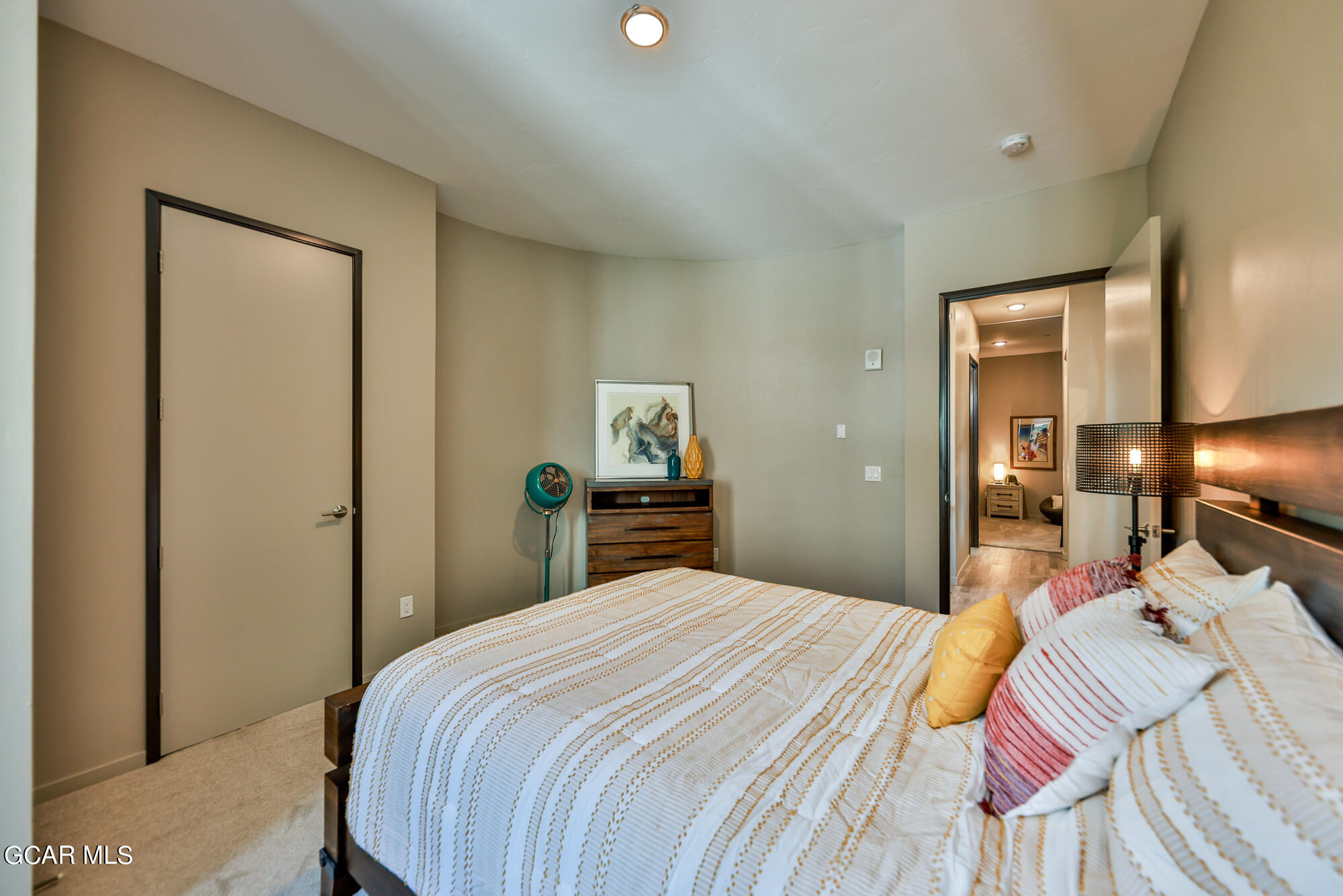 422 Iron Horse Way 301