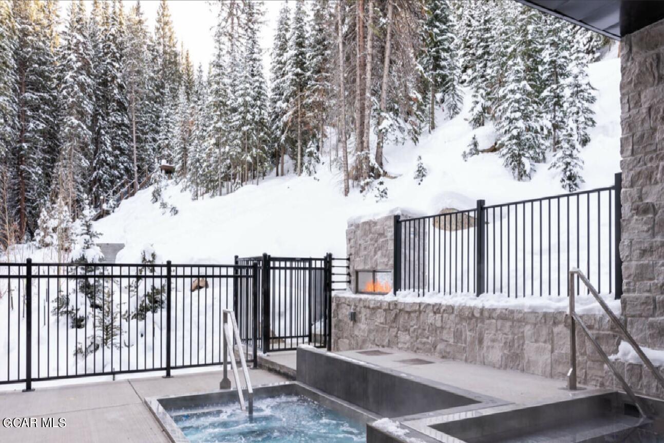 422 Iron Horse Way 301