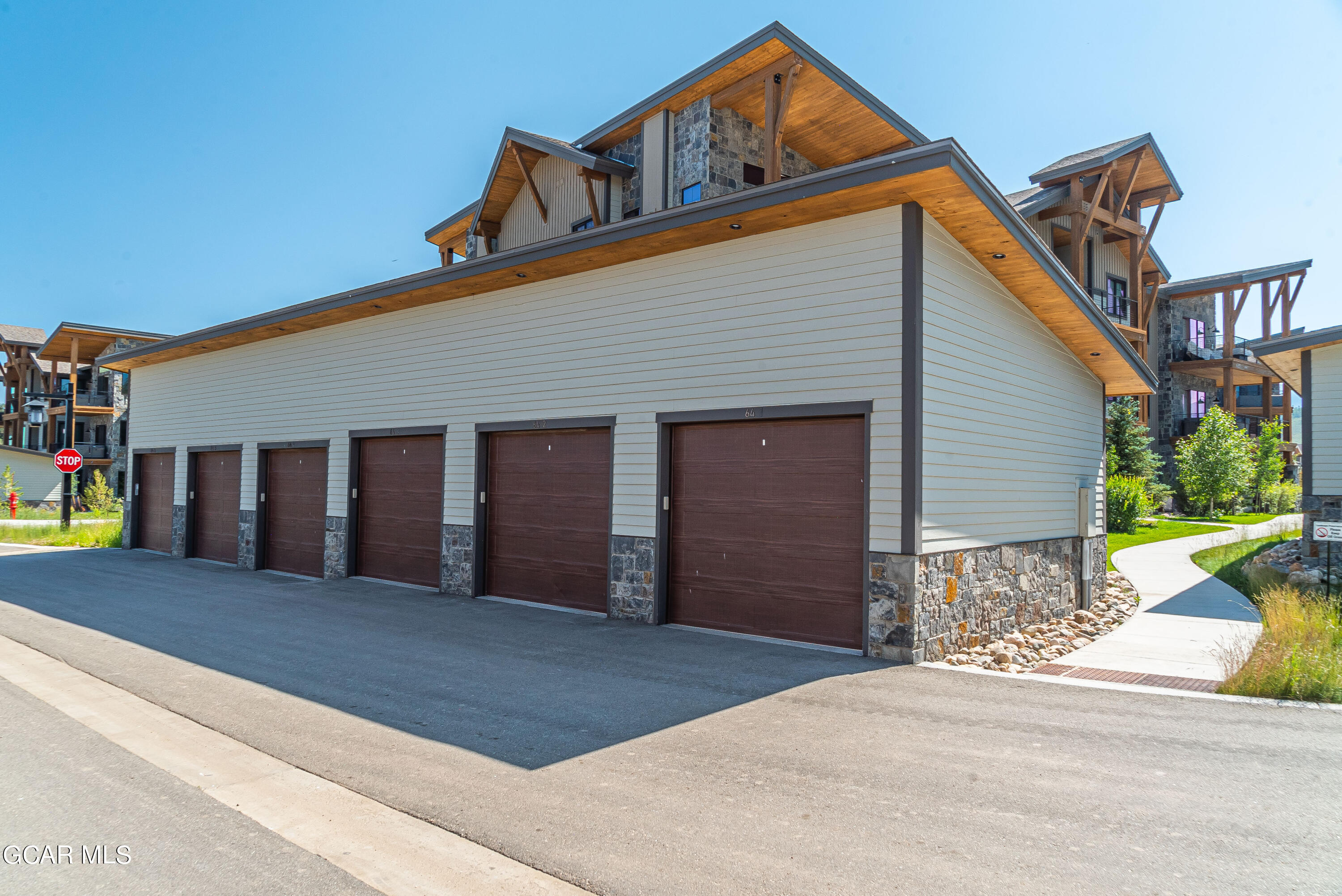 40 Springview Lane B104