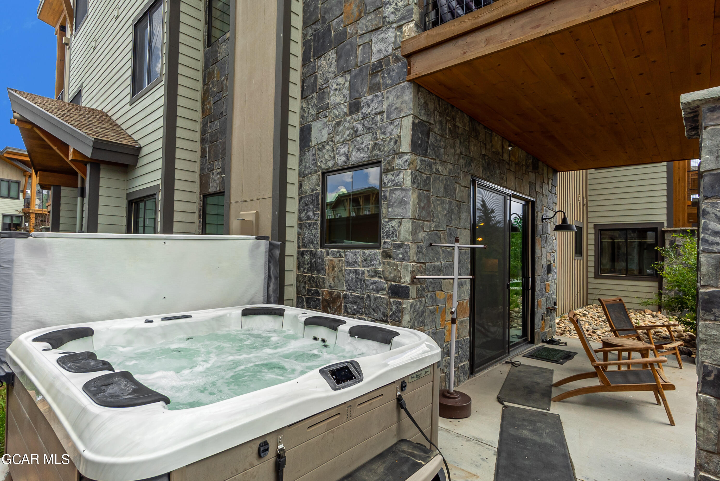 40 Springview Lane B104