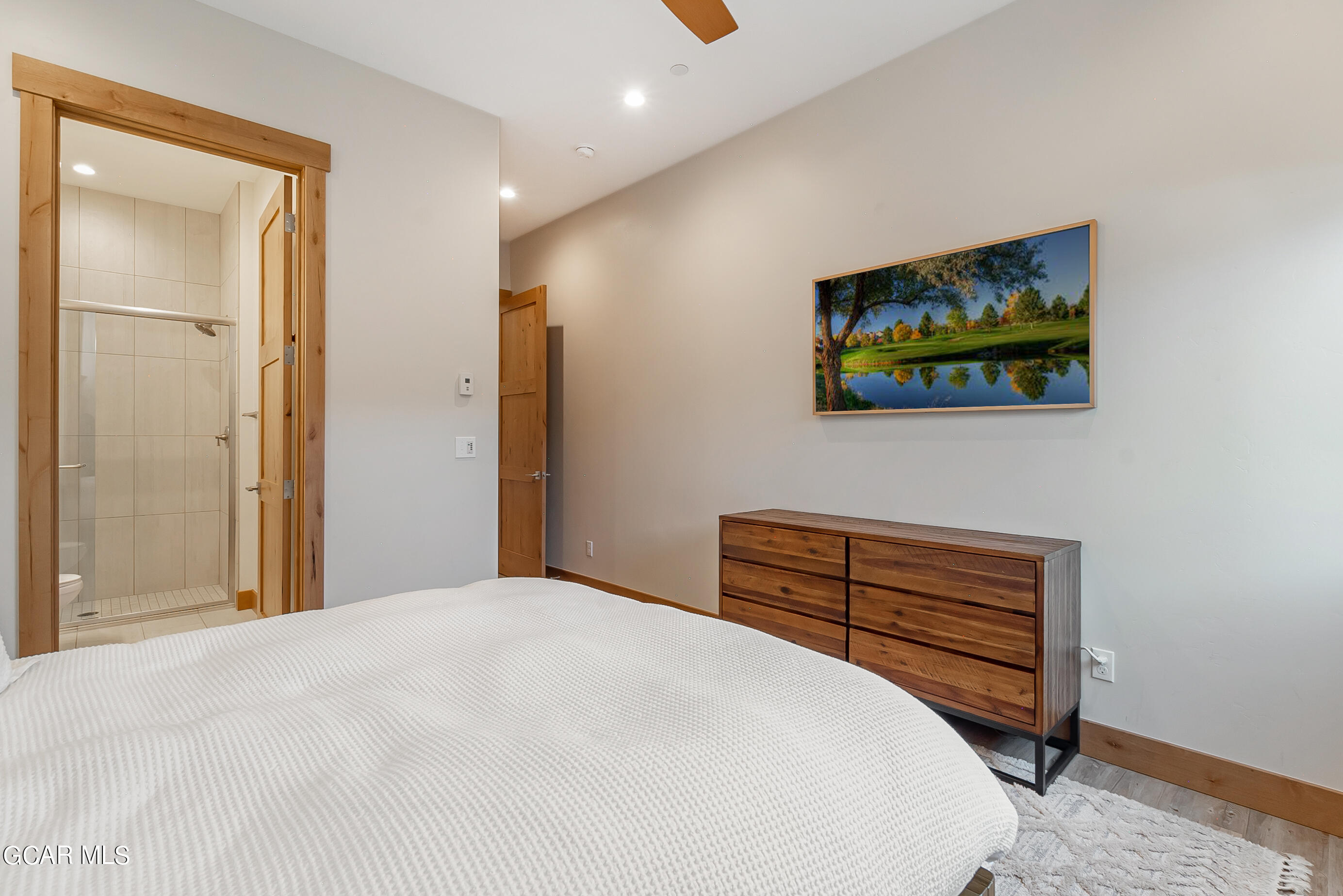 40 Springview Lane B104