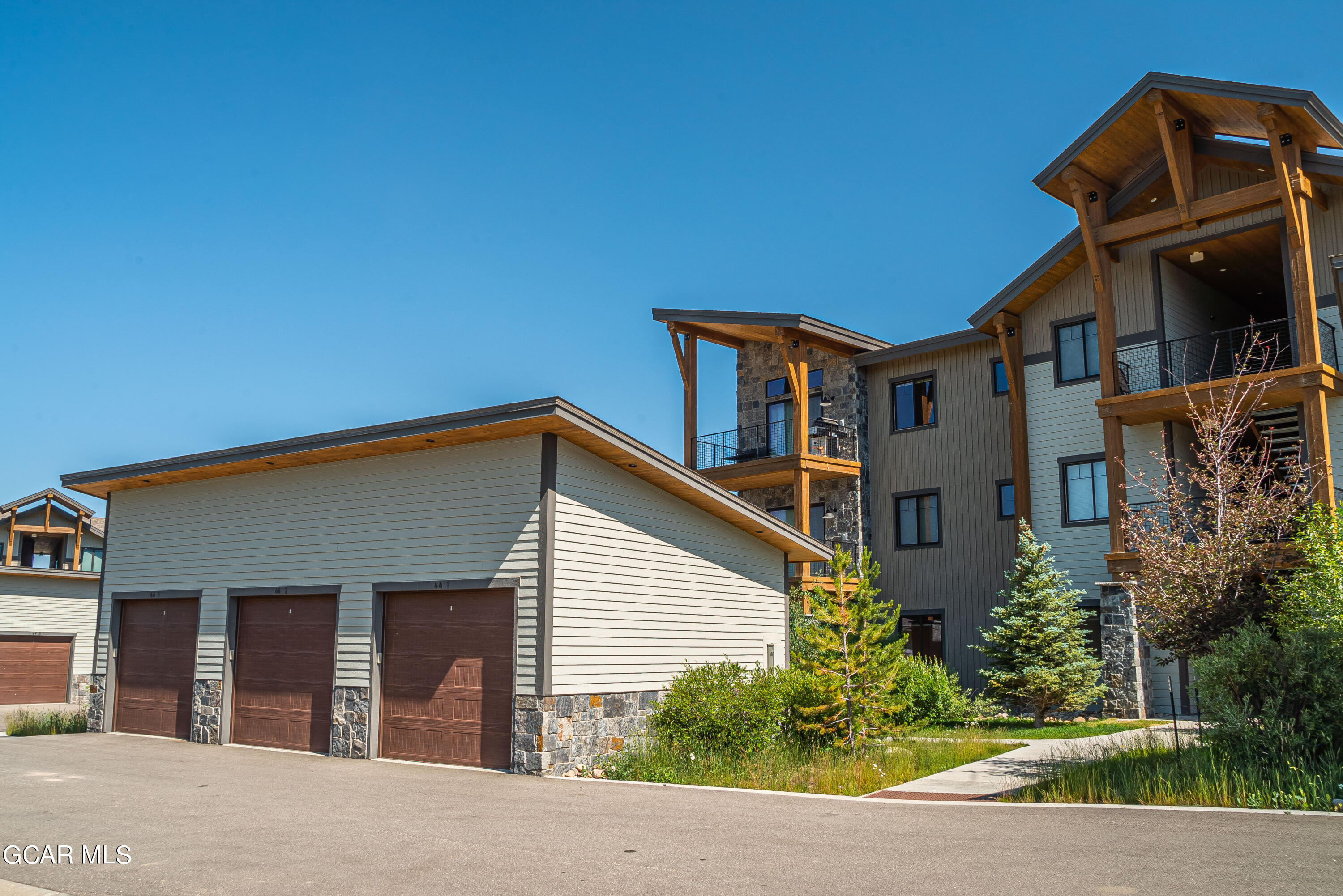 40 Springview Lane B104