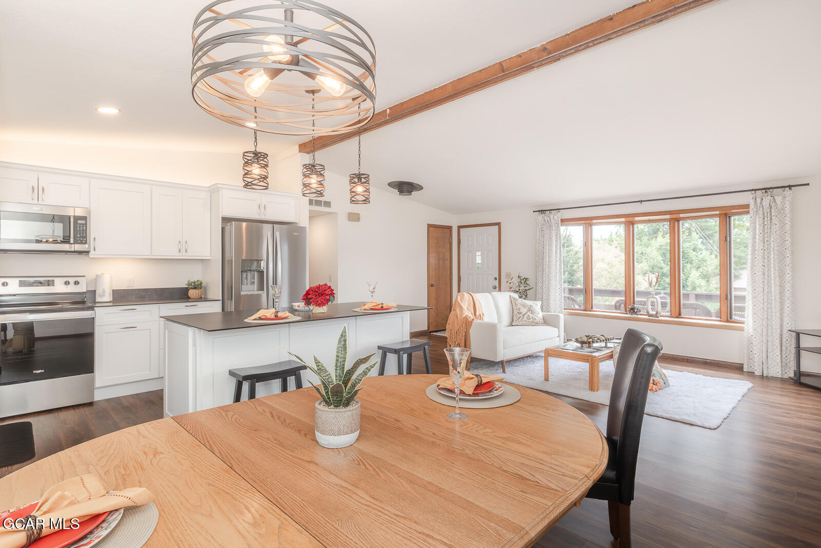 416 East Topaz Avenue