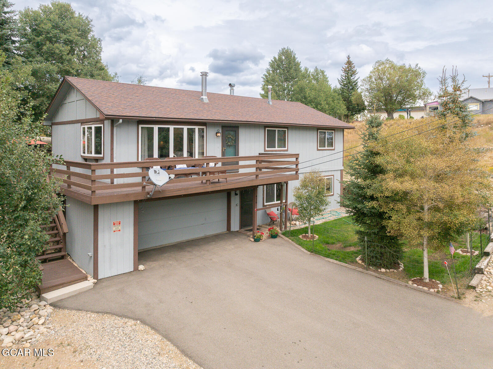 416 East Topaz Avenue