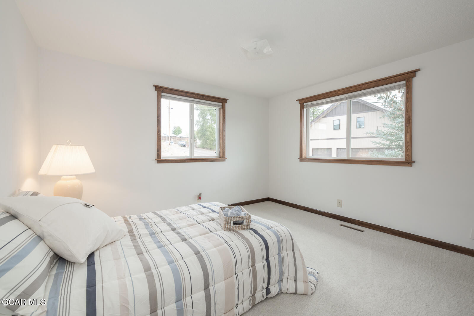 416 East Topaz Avenue