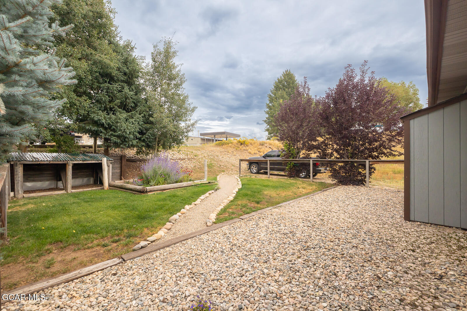 416 East Topaz Avenue