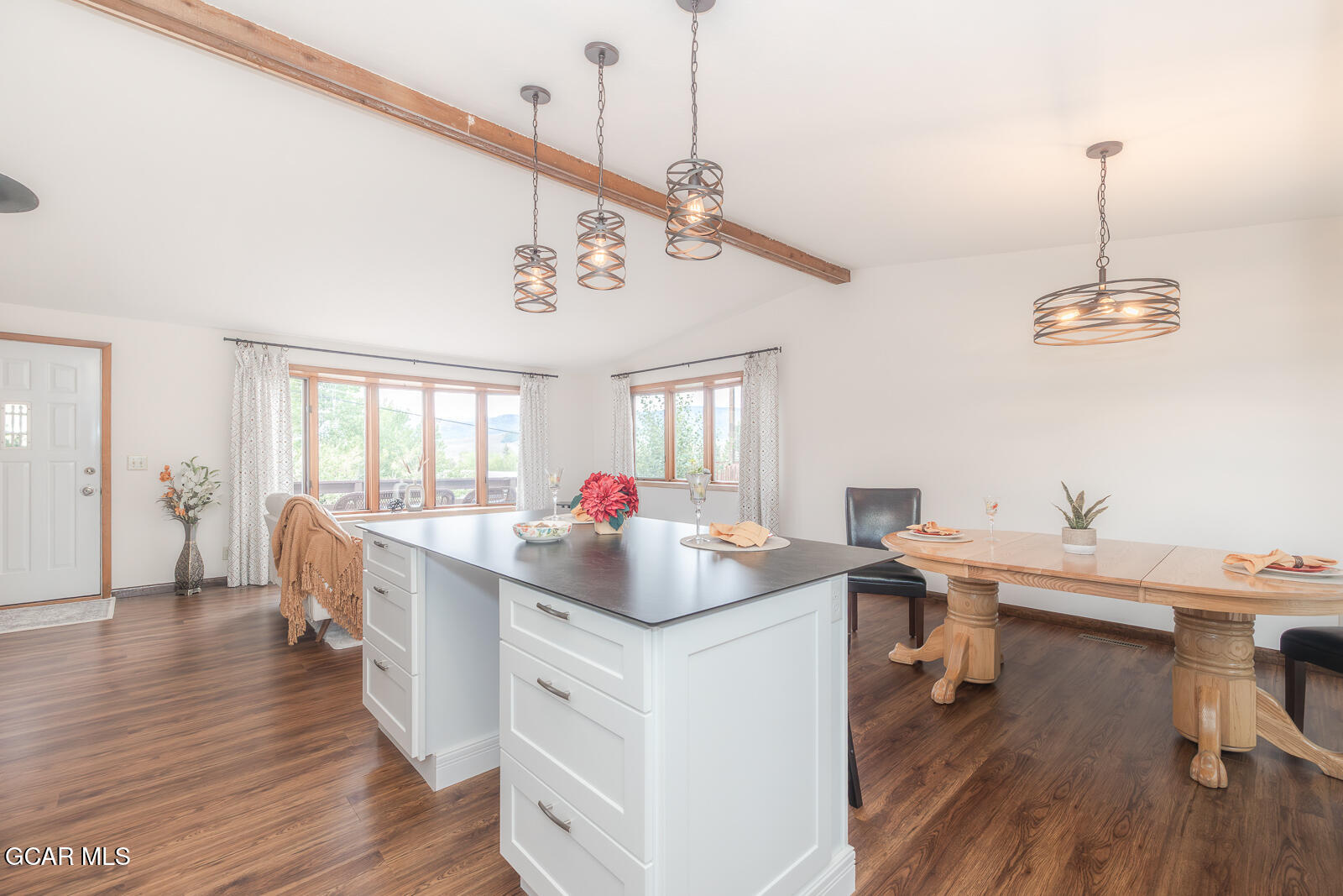 416 East Topaz Avenue