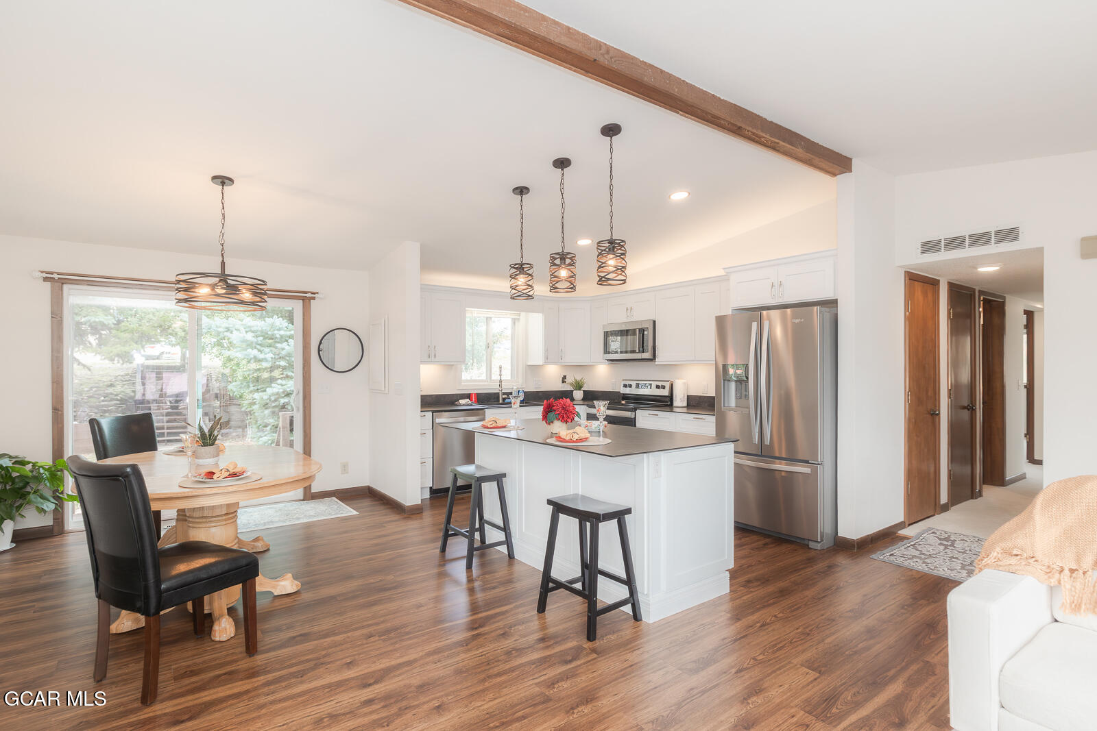 416 East Topaz Avenue