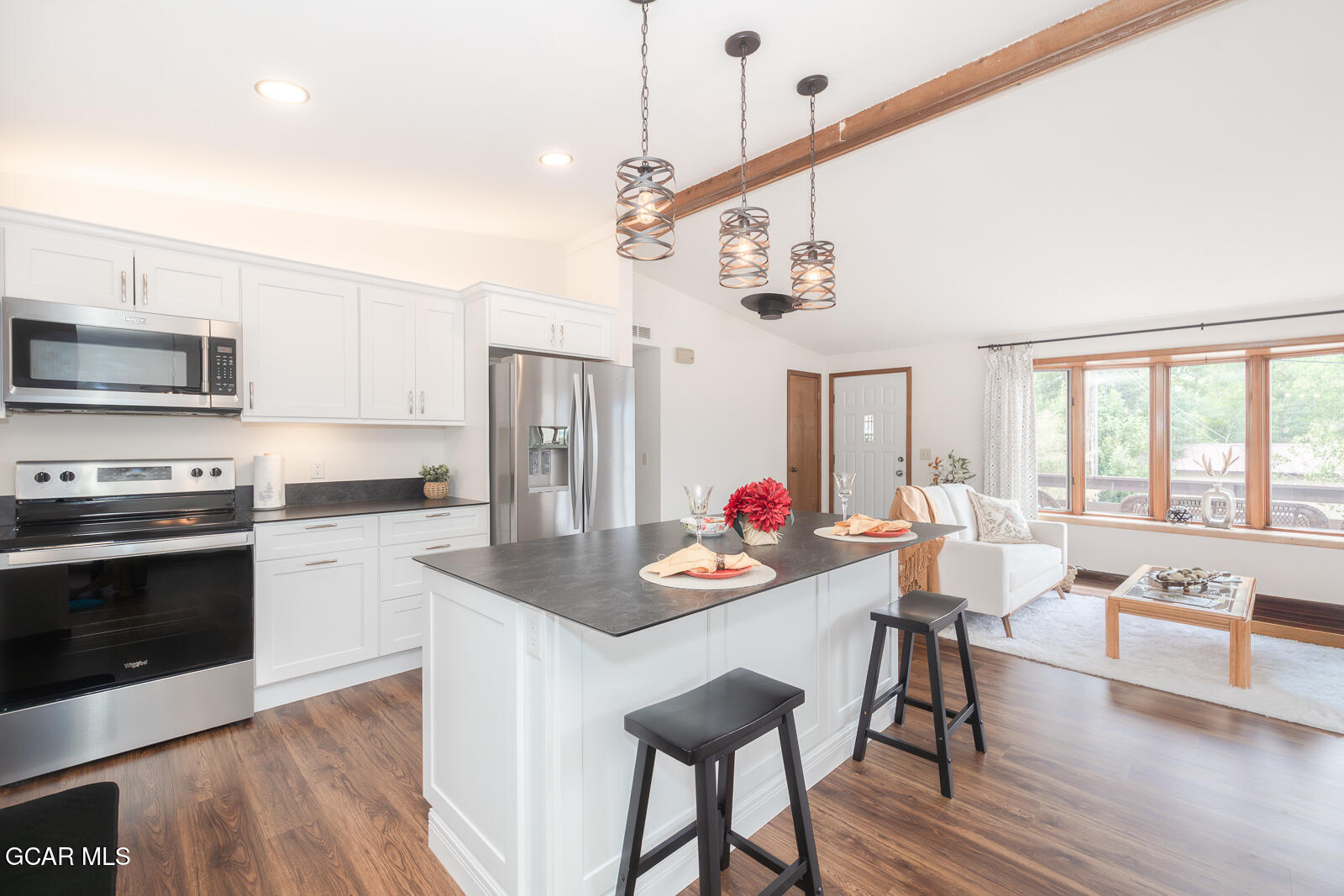 416 East Topaz Avenue