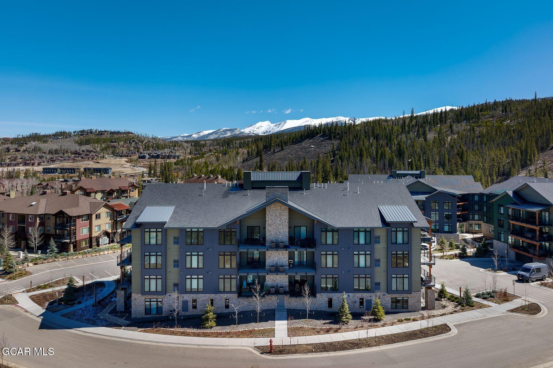 144 SKI IDLEWILD 3206