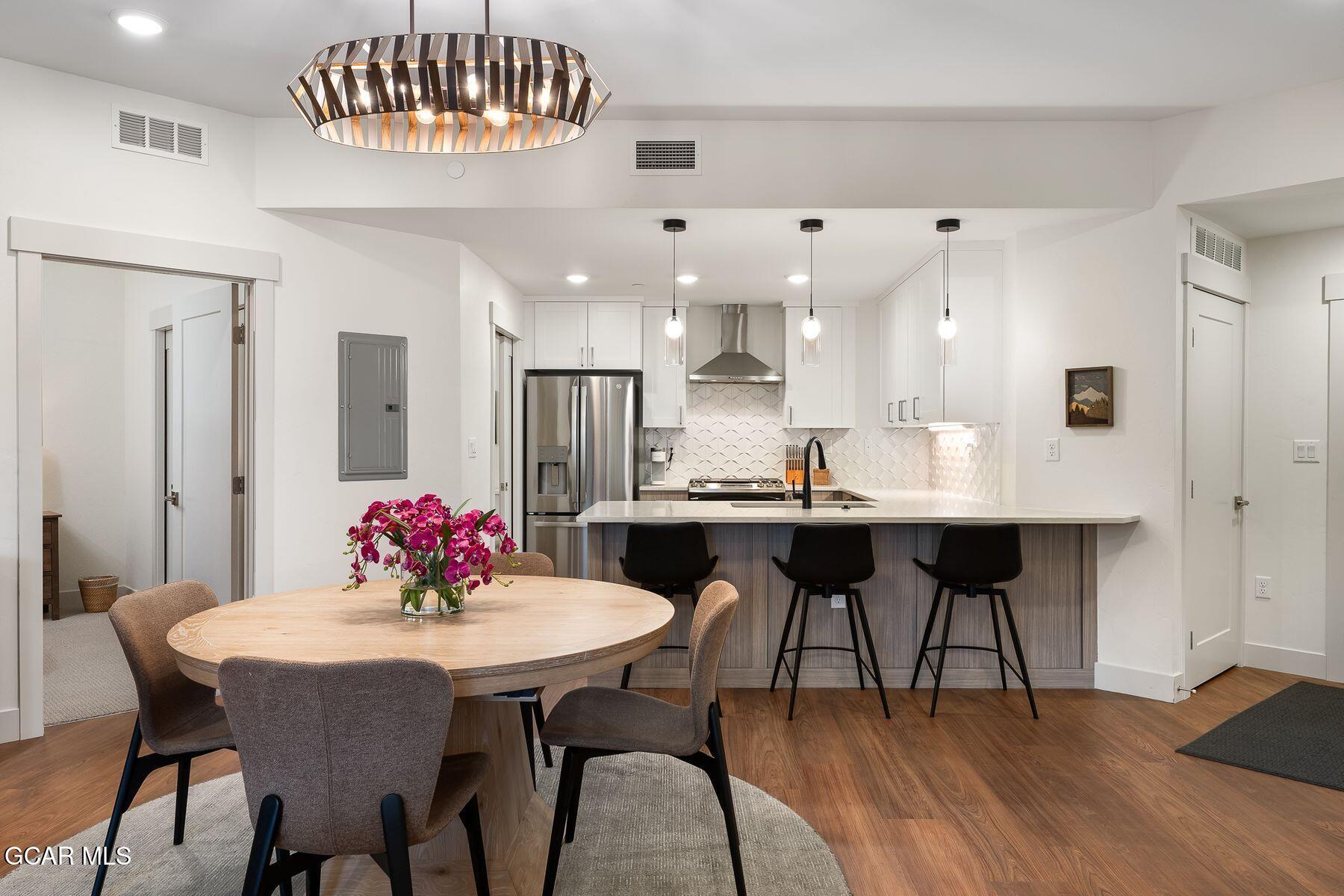 144 SKI IDLEWILD 3206