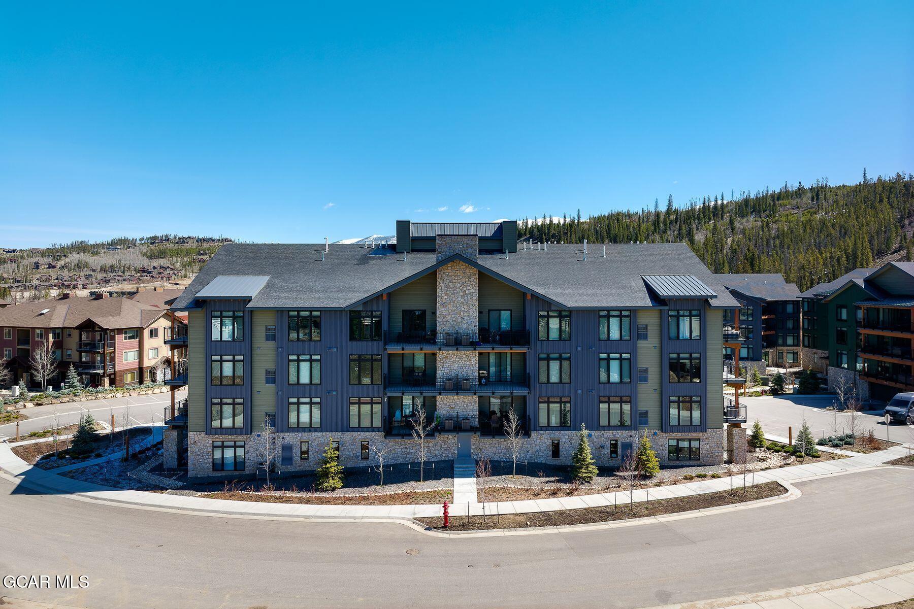 144 SKI IDLEWILD 3206