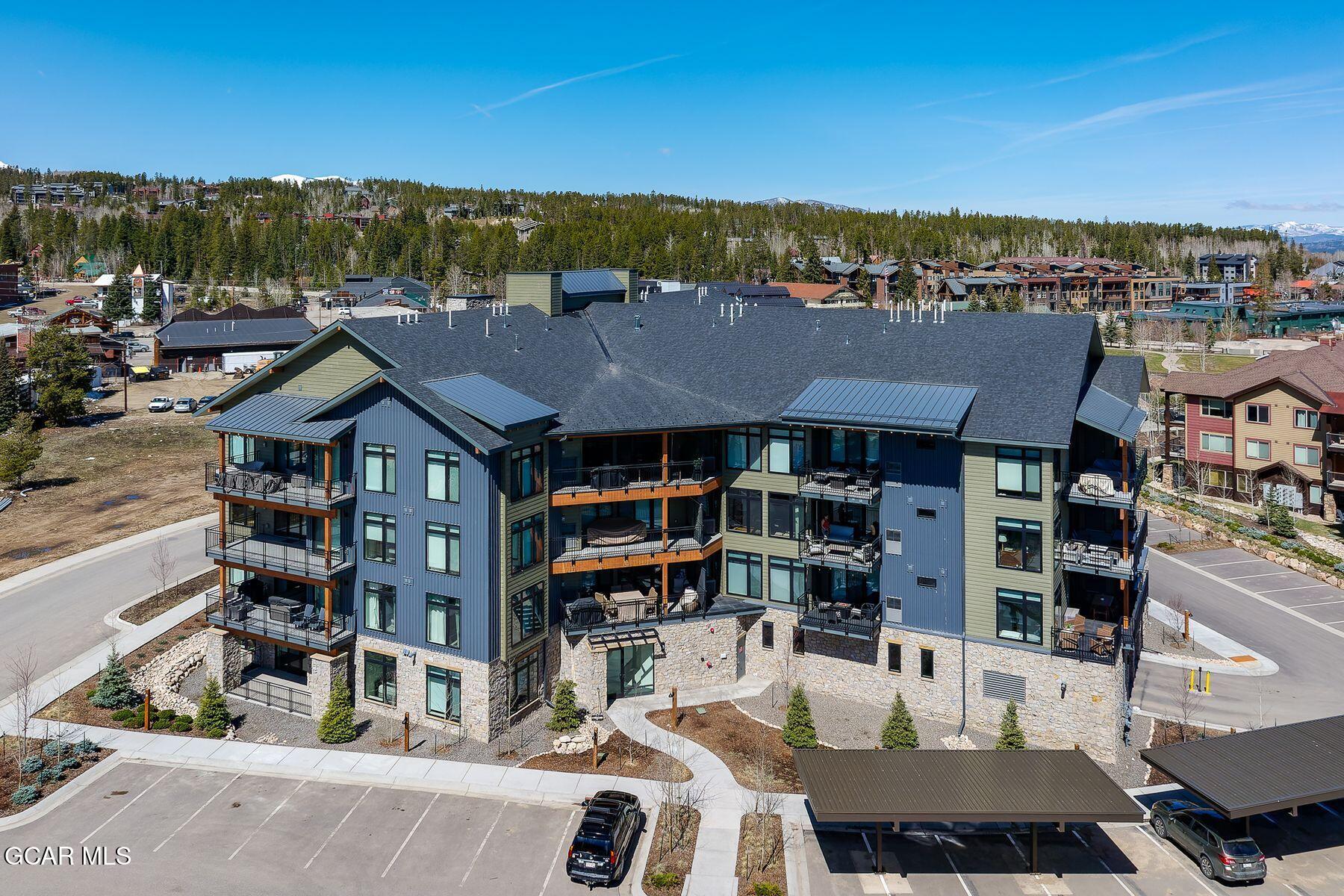 144 SKI IDLEWILD 3206