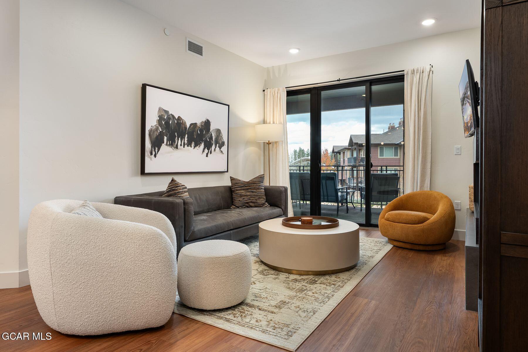 144 SKI IDLEWILD 3206