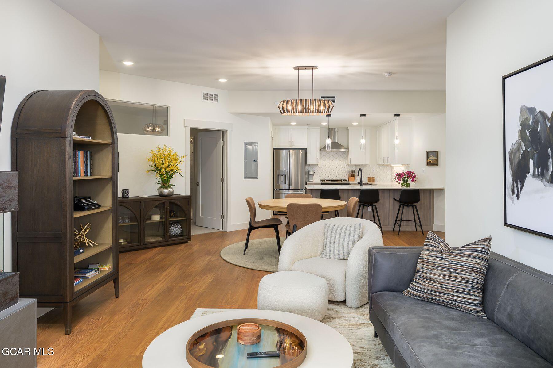 144 SKI IDLEWILD 3206