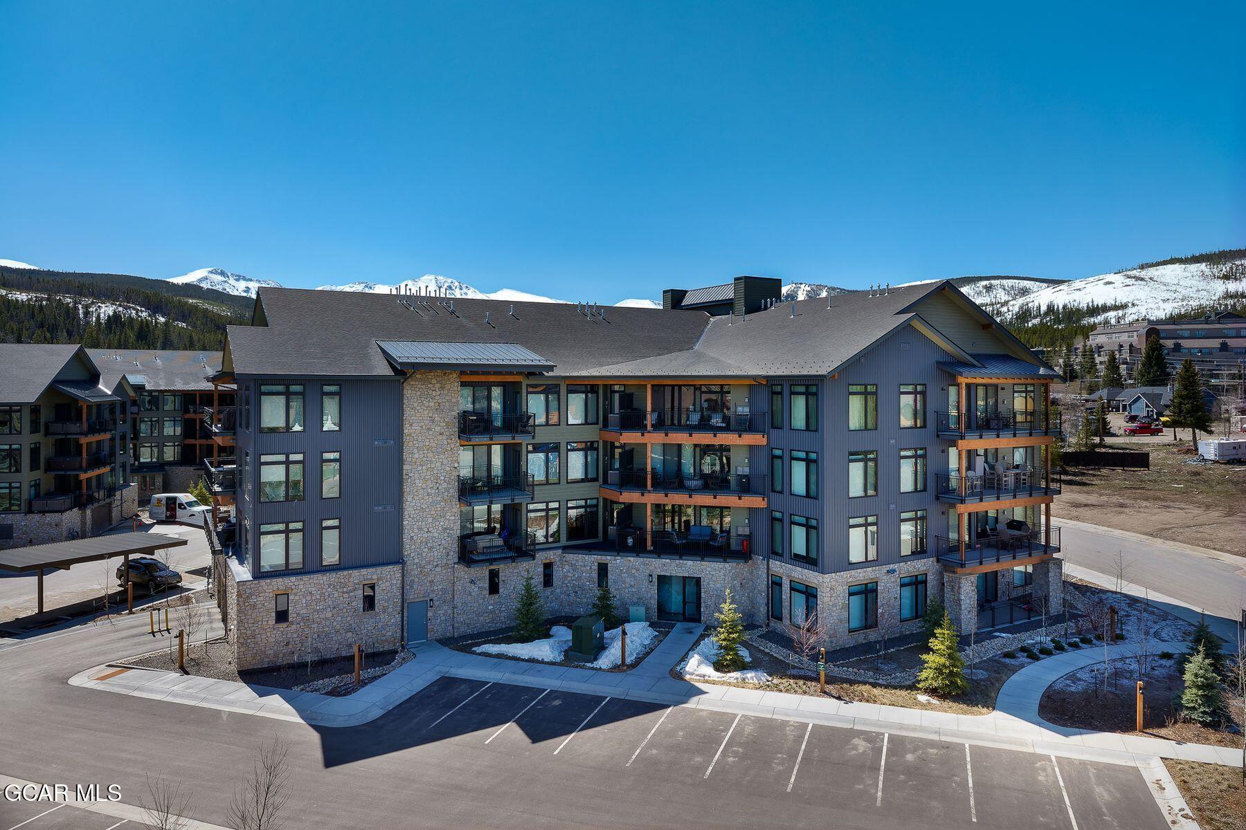 144 SKI IDLEWILD 3206