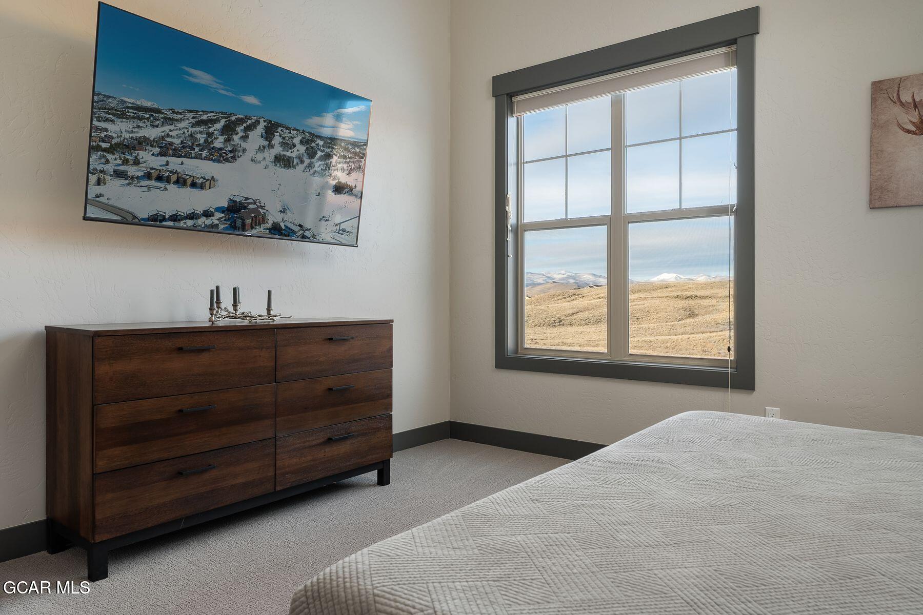 102 EAGLE RIDGE Drive