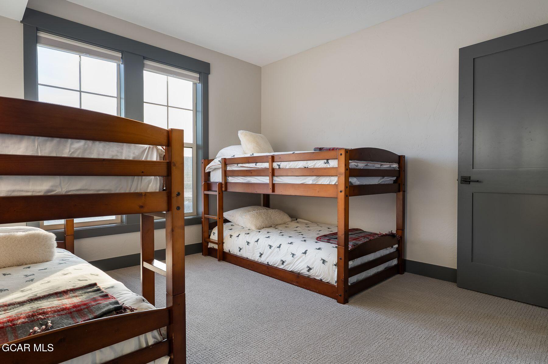 102 EAGLE RIDGE Drive