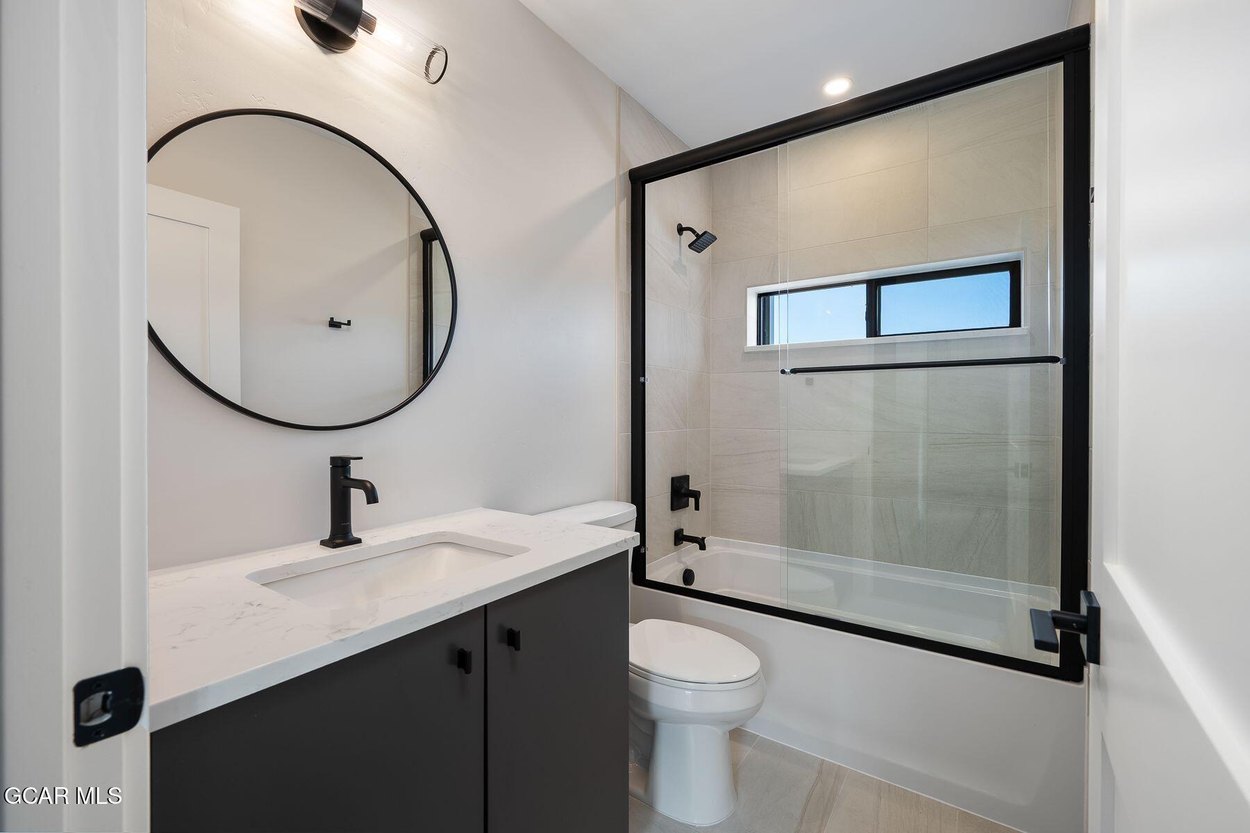 378 E Agate Avenue 3B