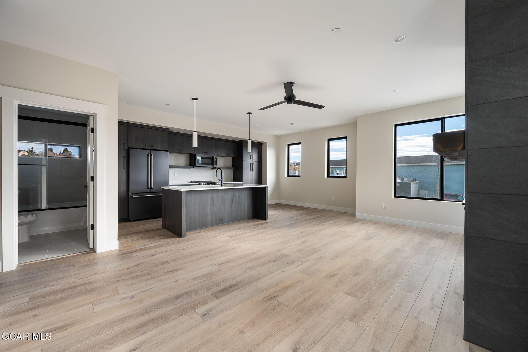 378 E Agate Avenue 3B