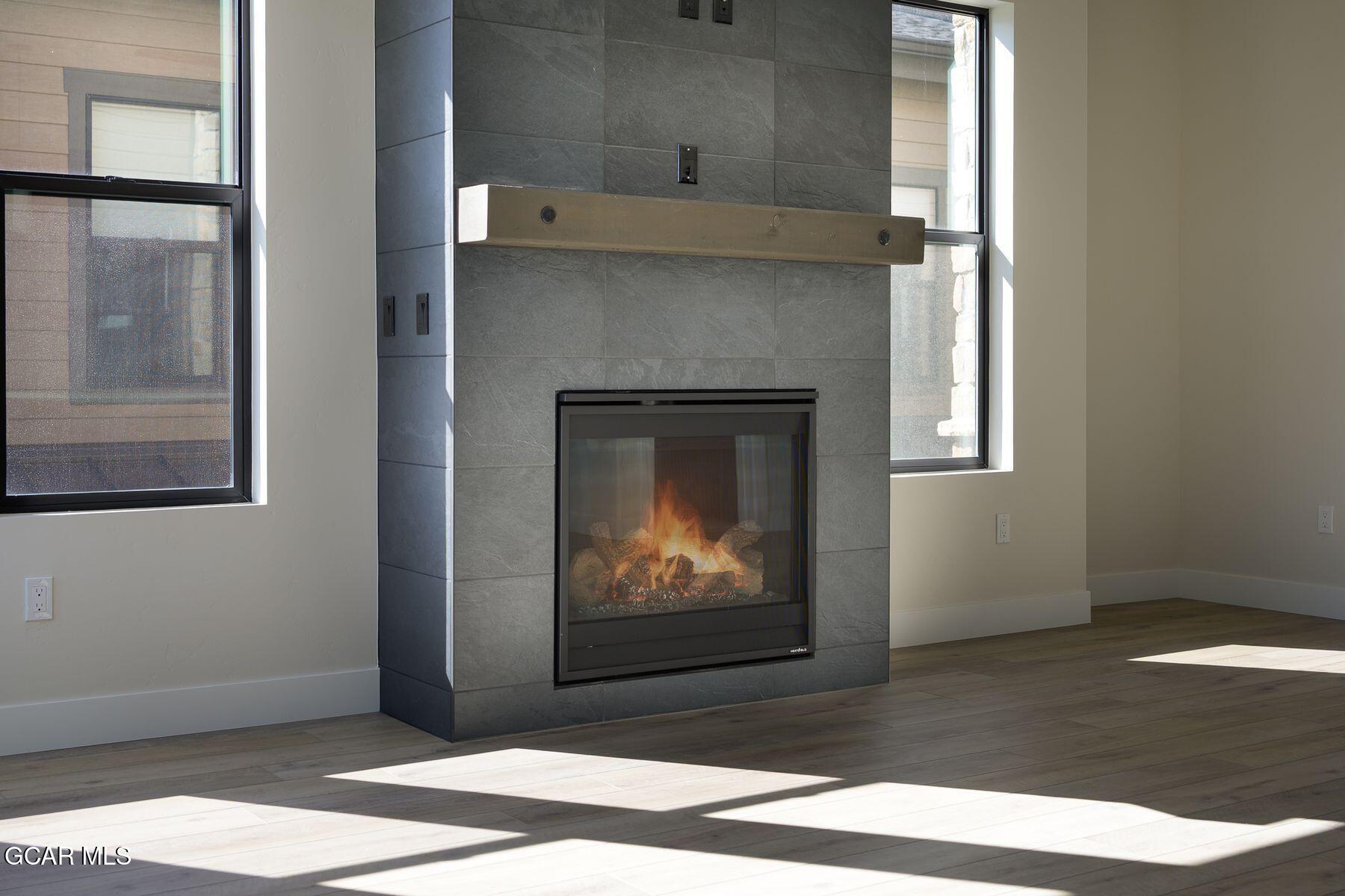 378 E Agate Avenue 3B