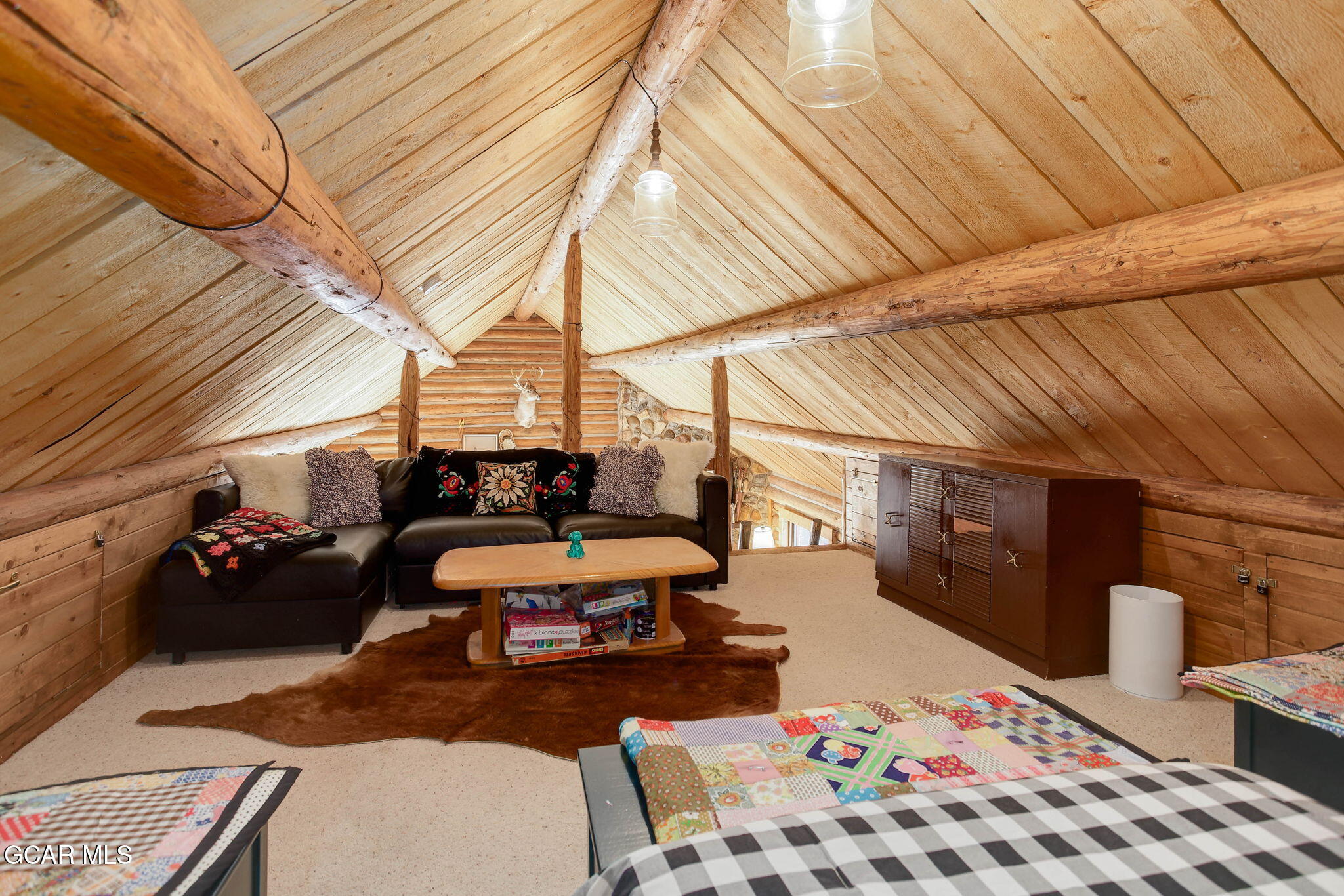 241 Kinnikinnick Road