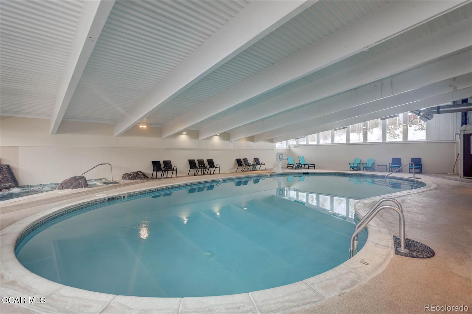 241 Kinnikinnick Road