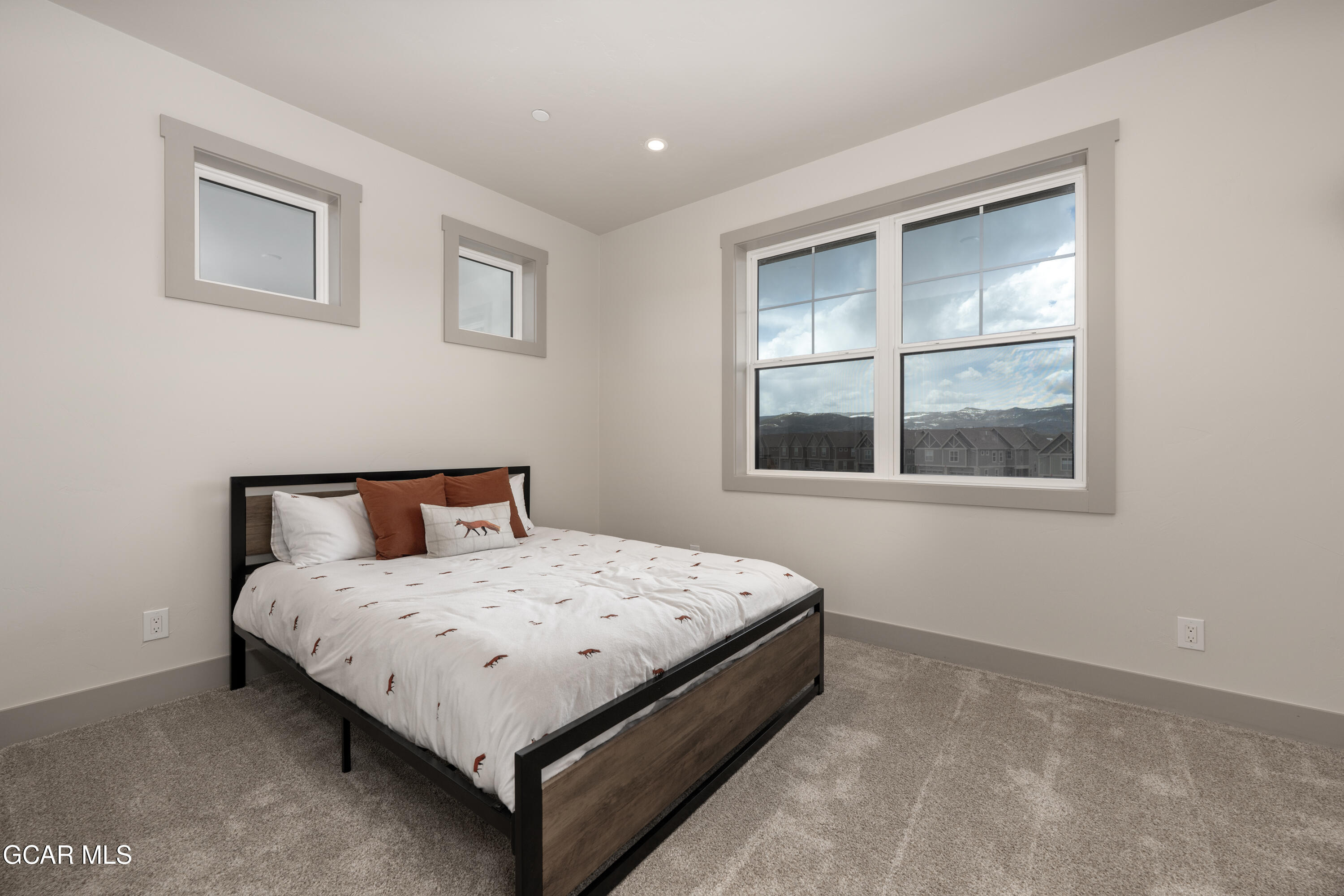 237 EAGLE RIDGE Circle