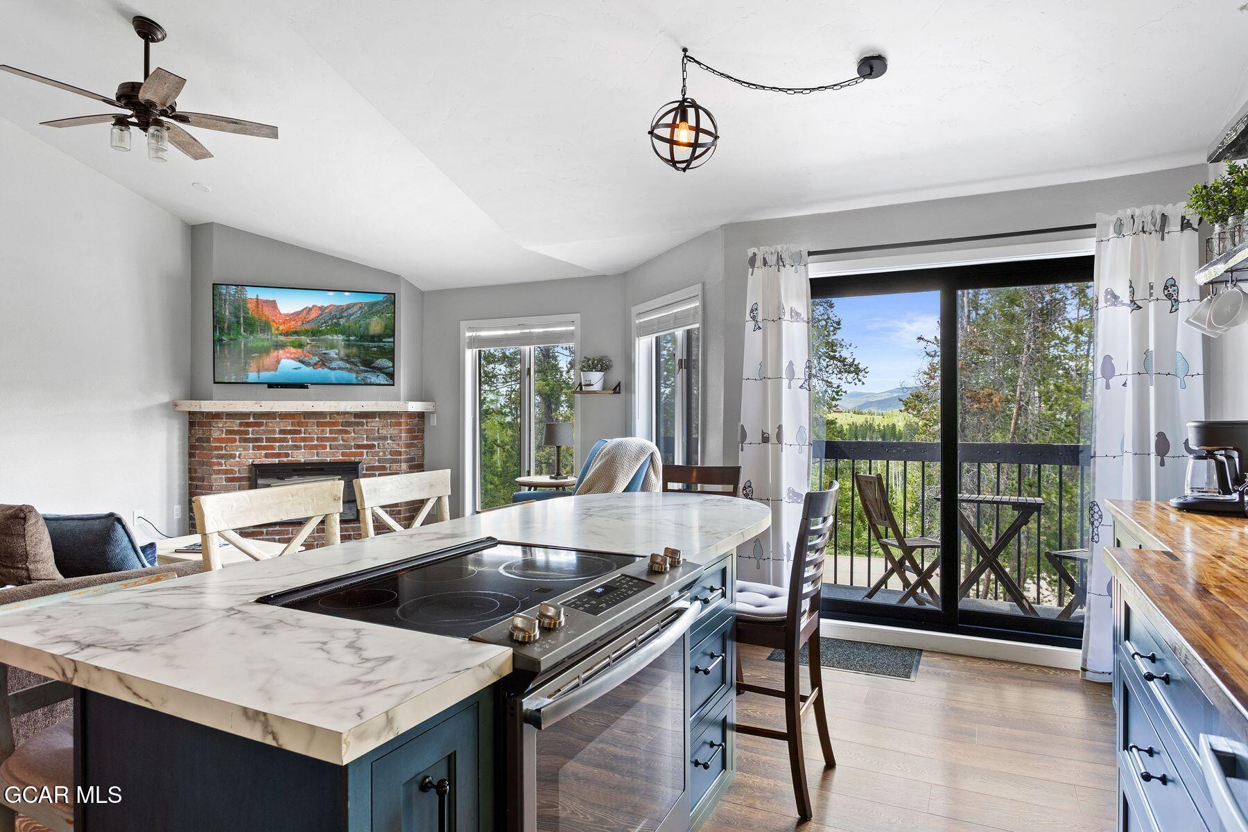 100 Bryant Boulevard 3