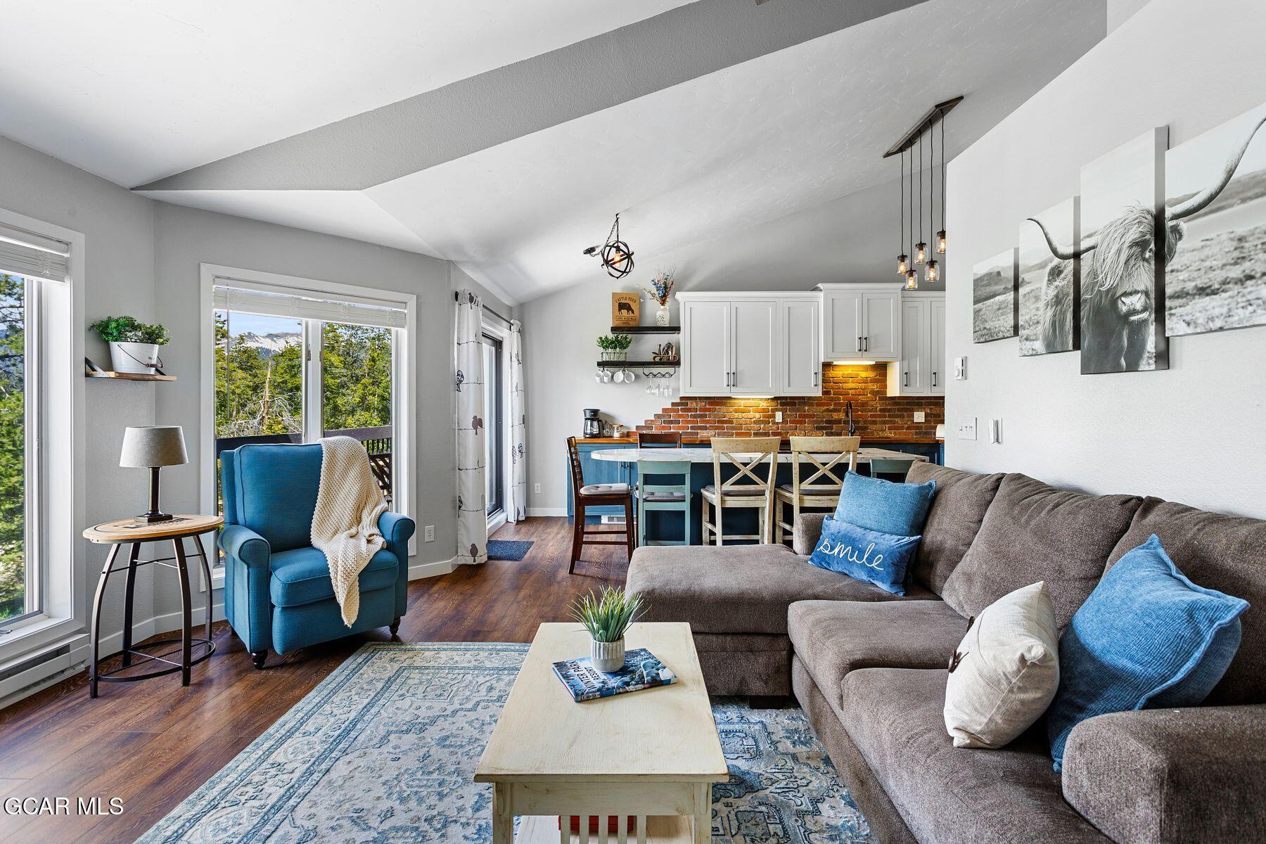 100 Bryant Boulevard 3