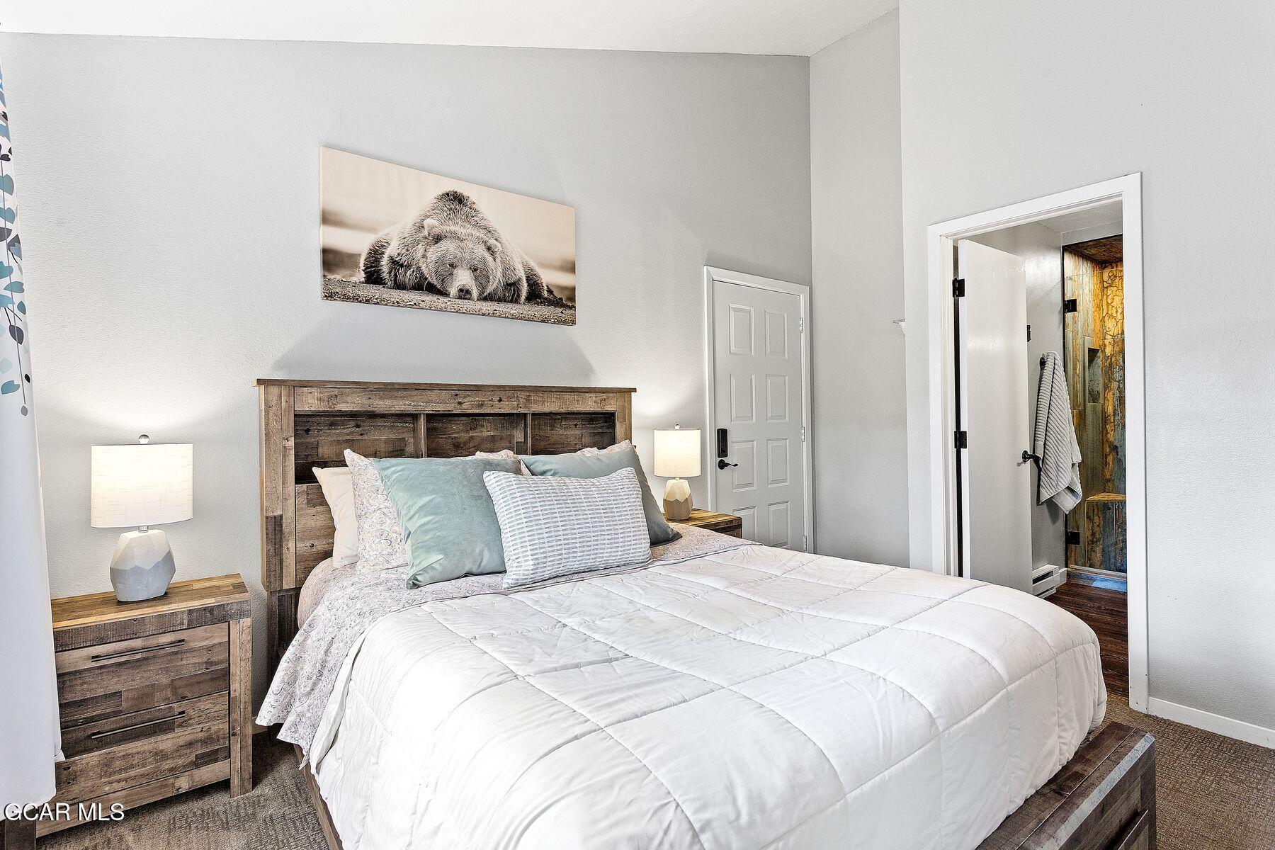 100 Bryant Boulevard 3