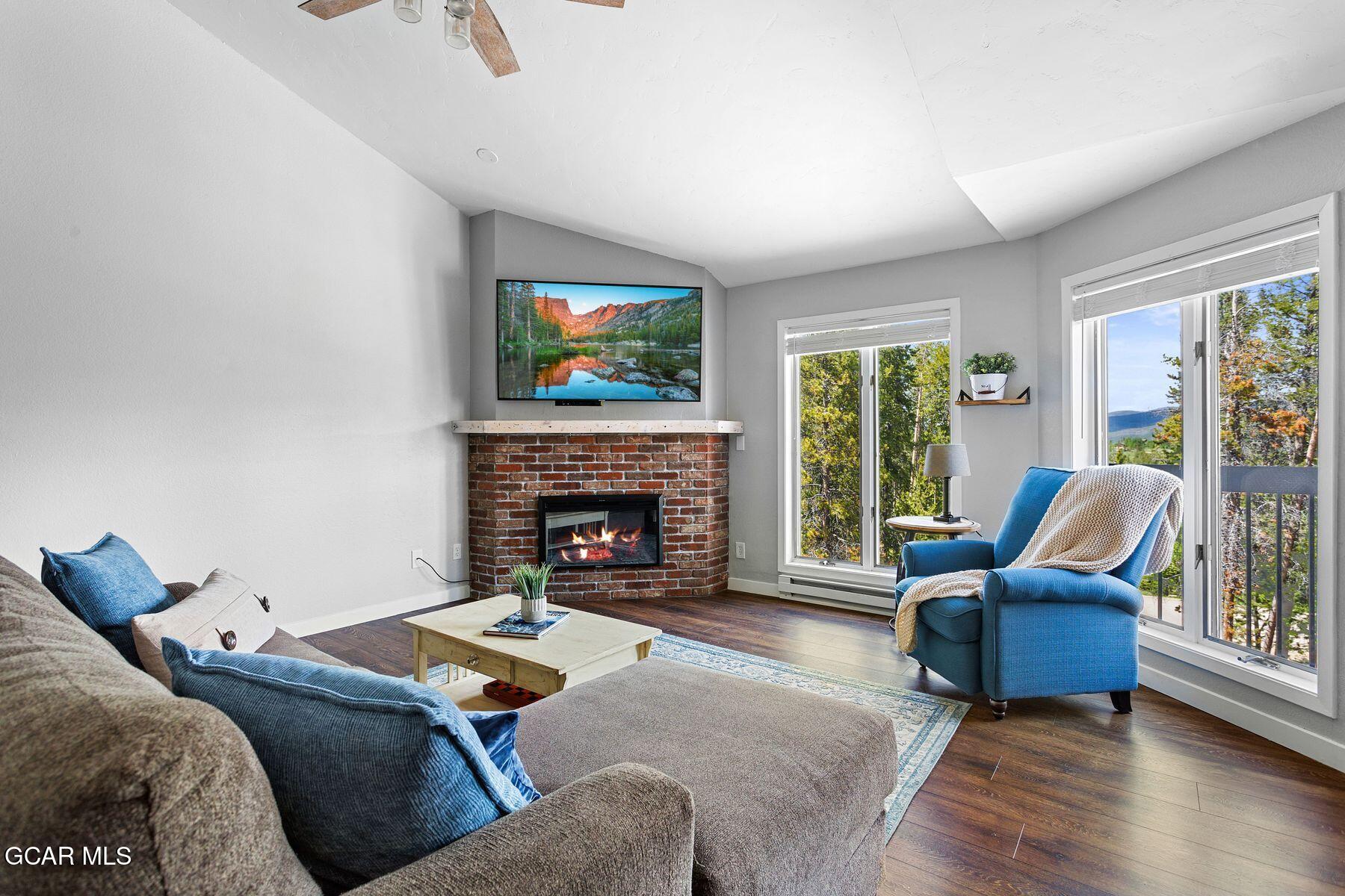 100 Bryant Boulevard 3