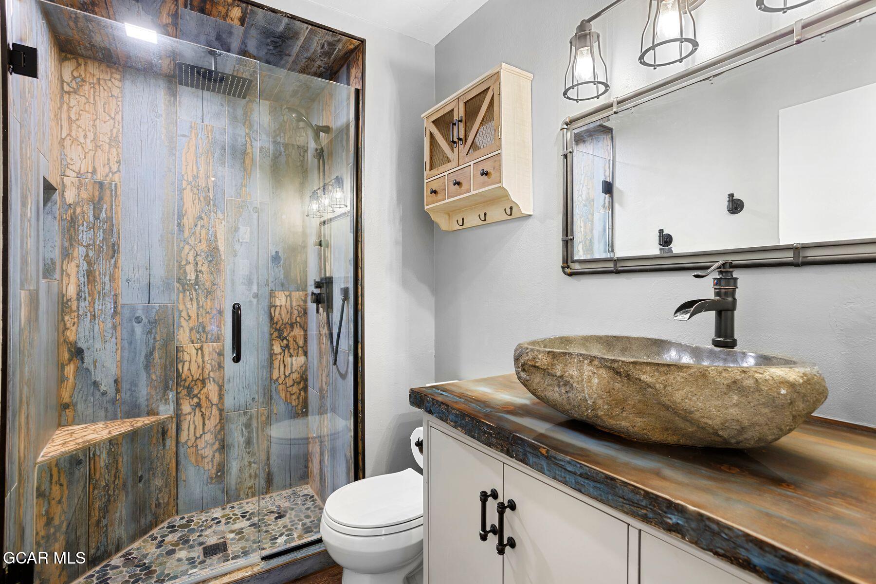 100 Bryant Boulevard 3