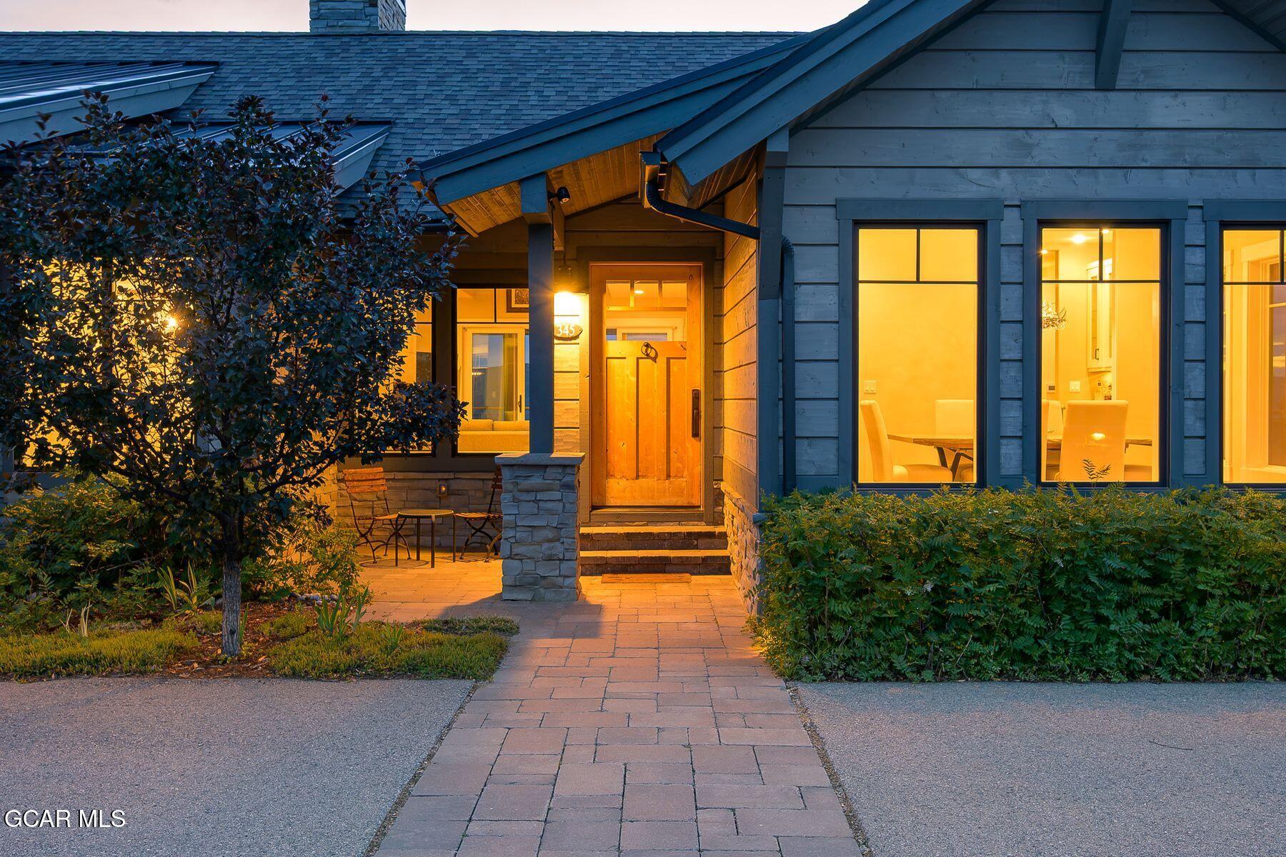 345 Pawnee Lane