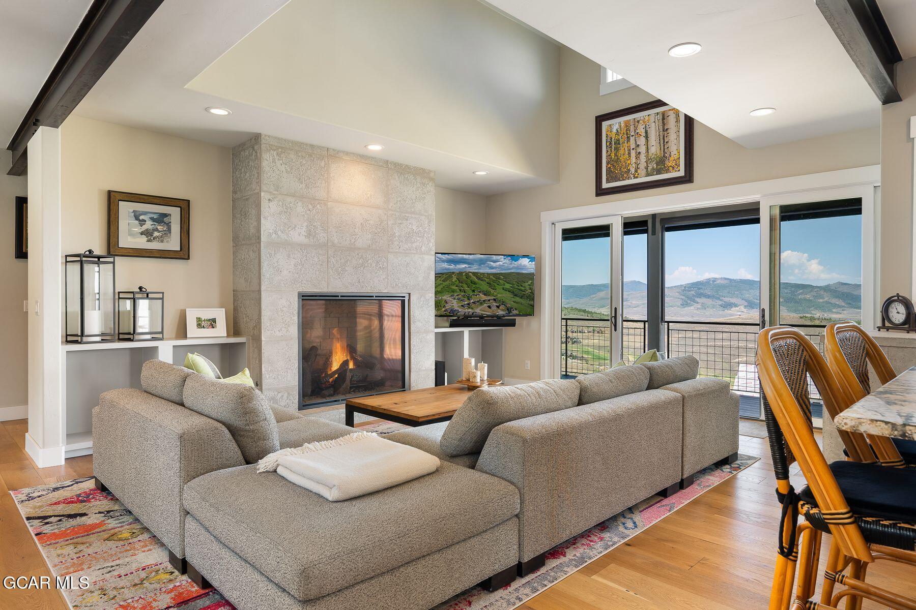 345 Pawnee Lane