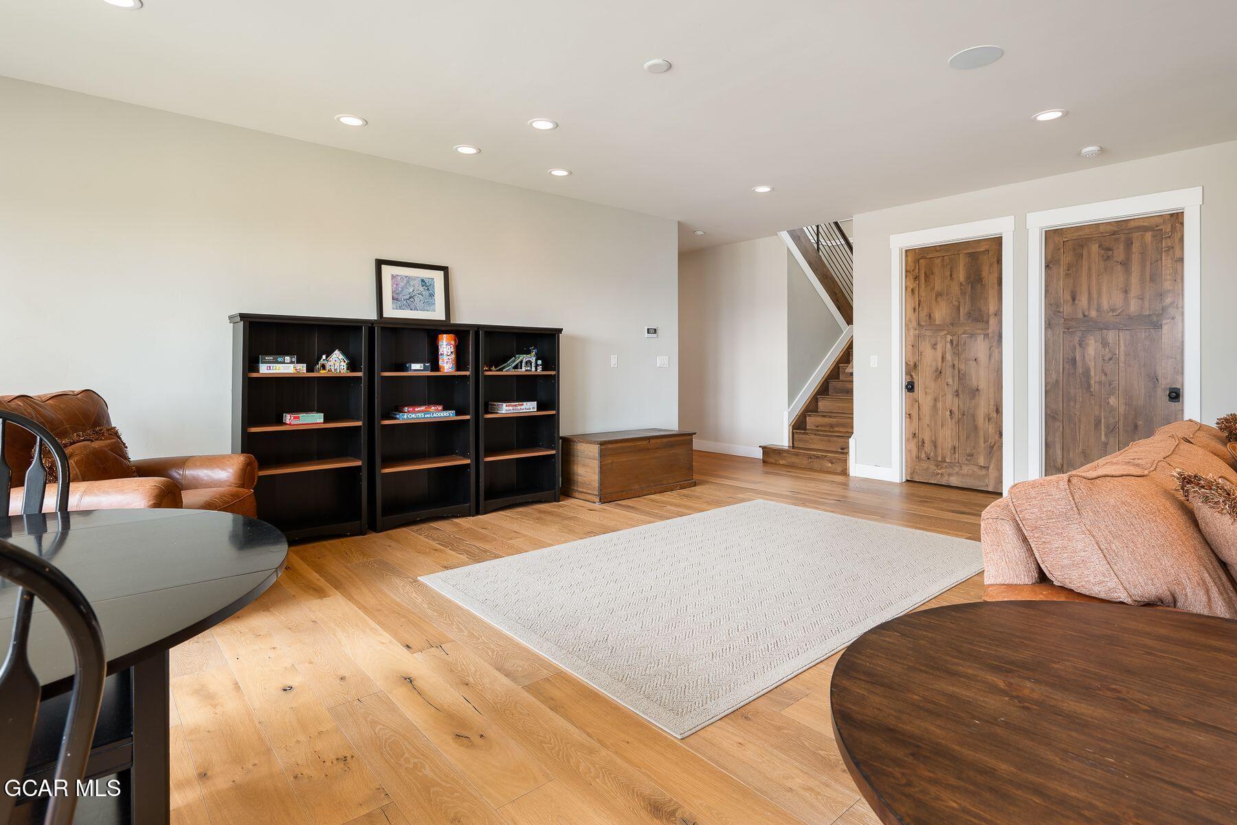 345 Pawnee Lane