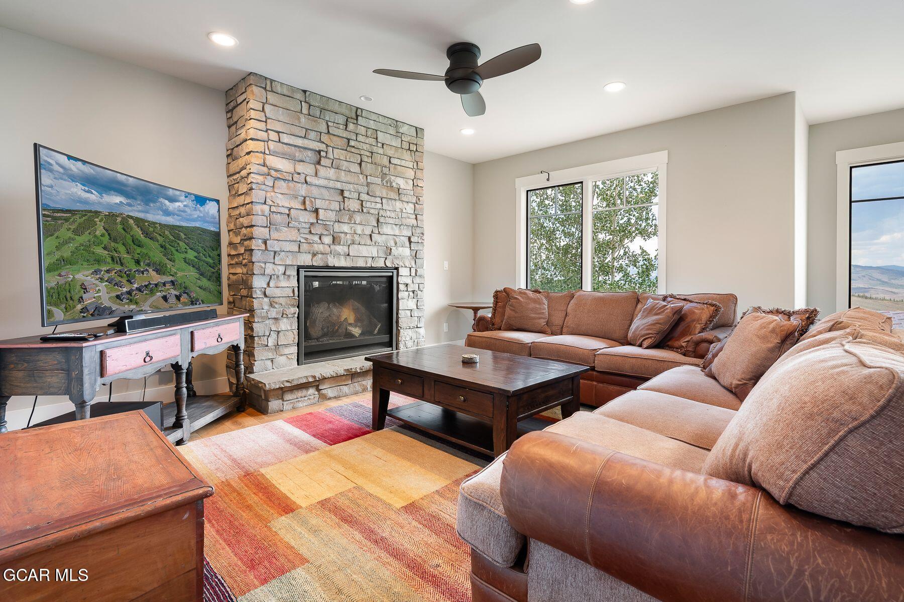 345 Pawnee Lane