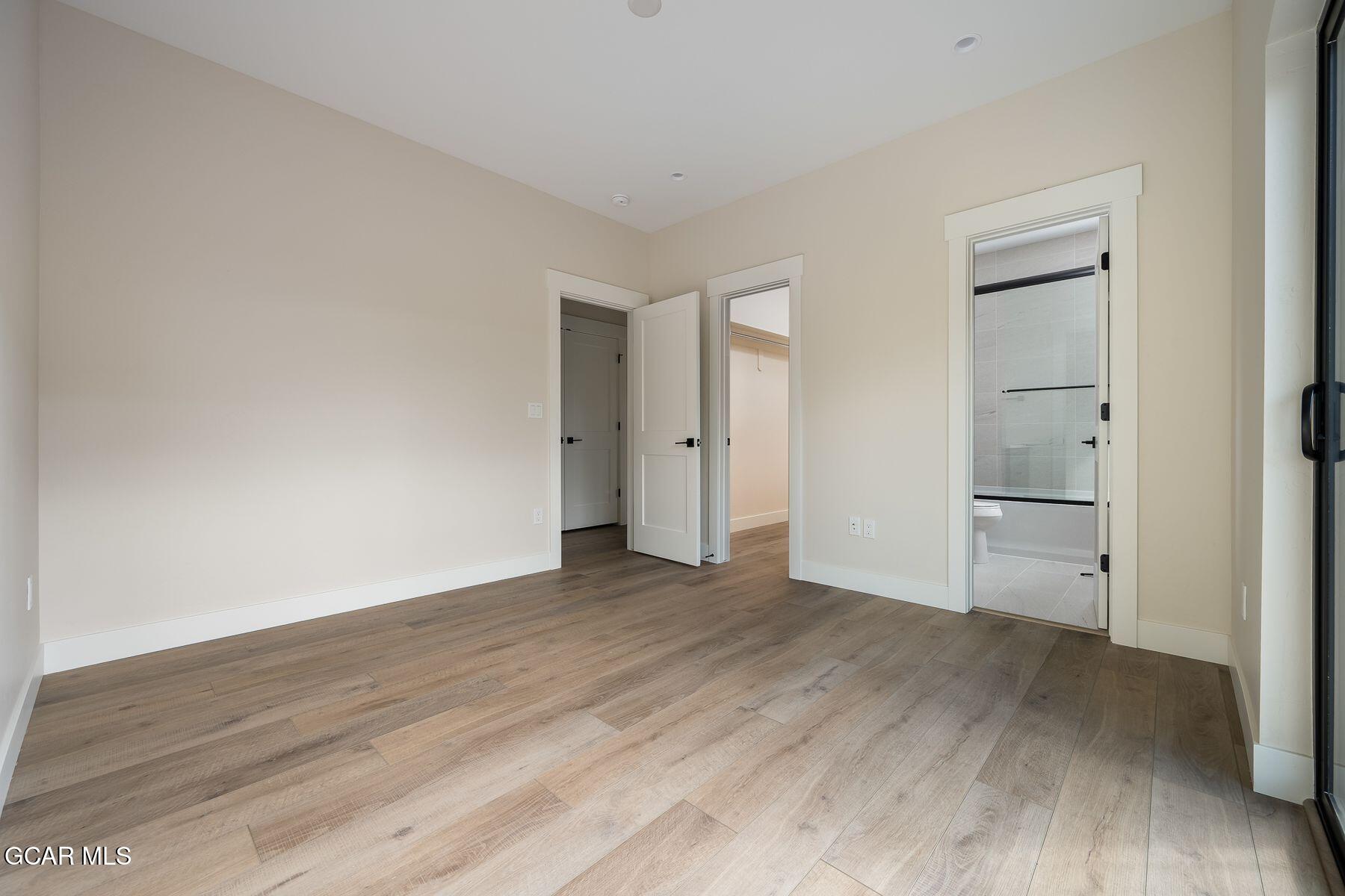 378 E Agate Avenue 4B